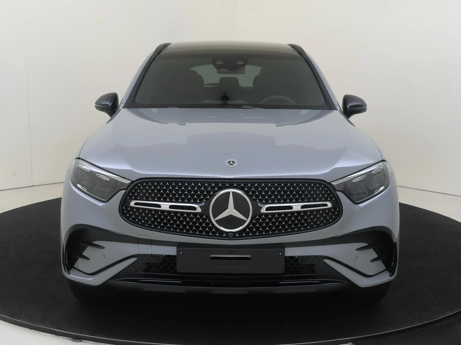Mercedes-Benz-GLC-image-5