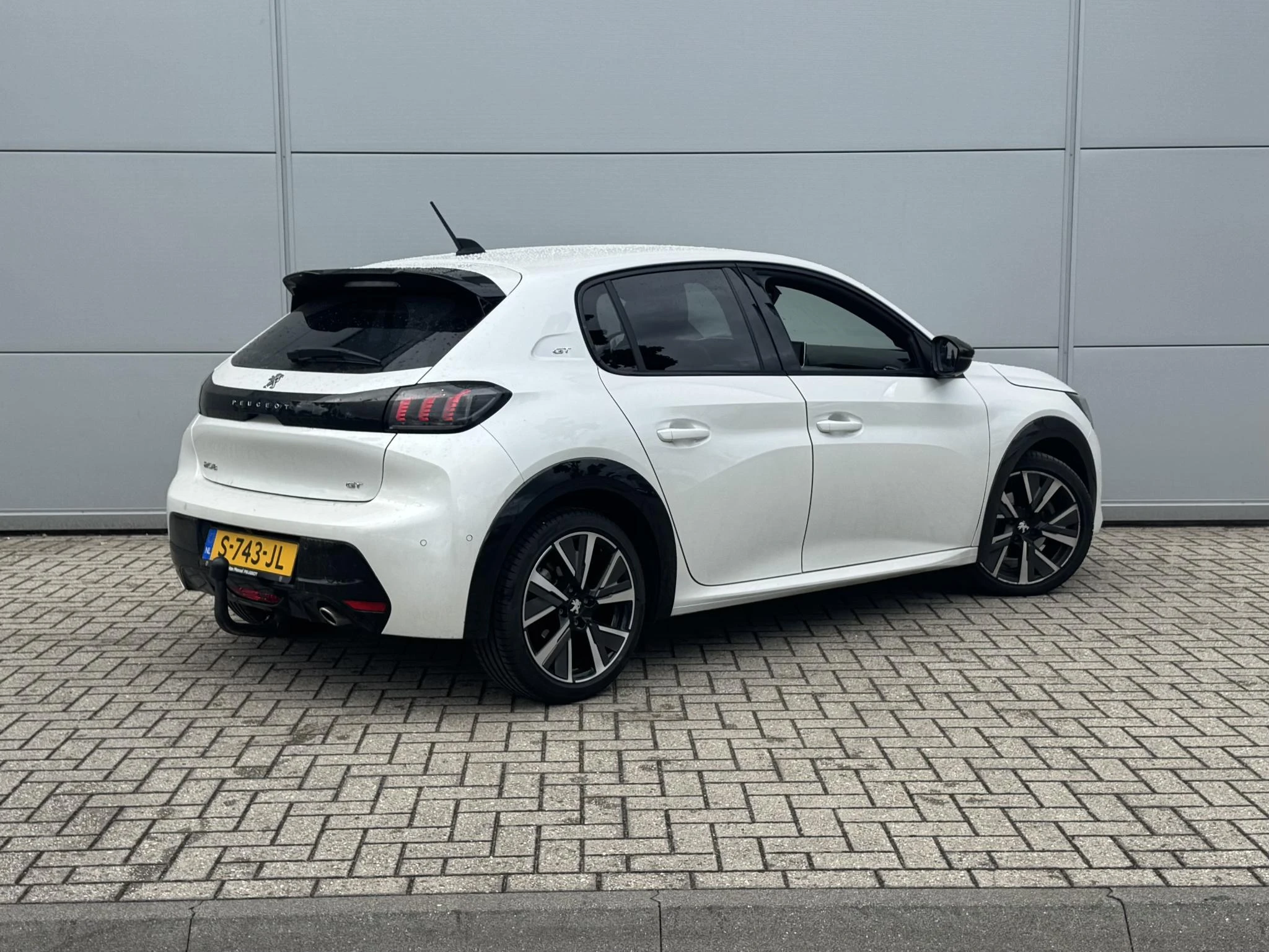Peugeot-208-image-5