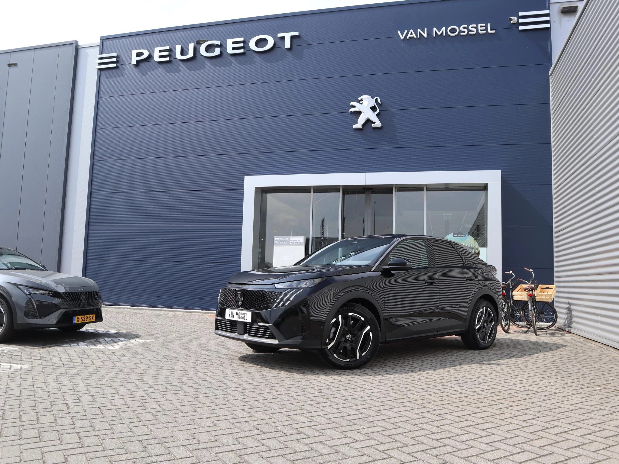 Peugeot 3008 Plug-in Hybrid 195 Allure