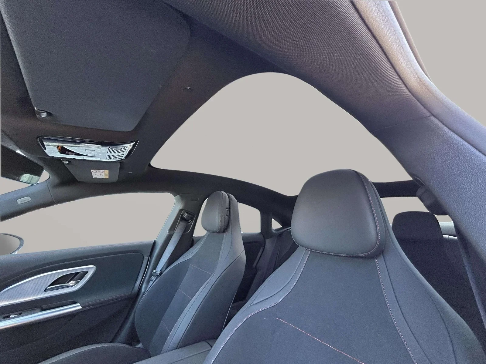 Mercedes-Benz-CLA-image-14