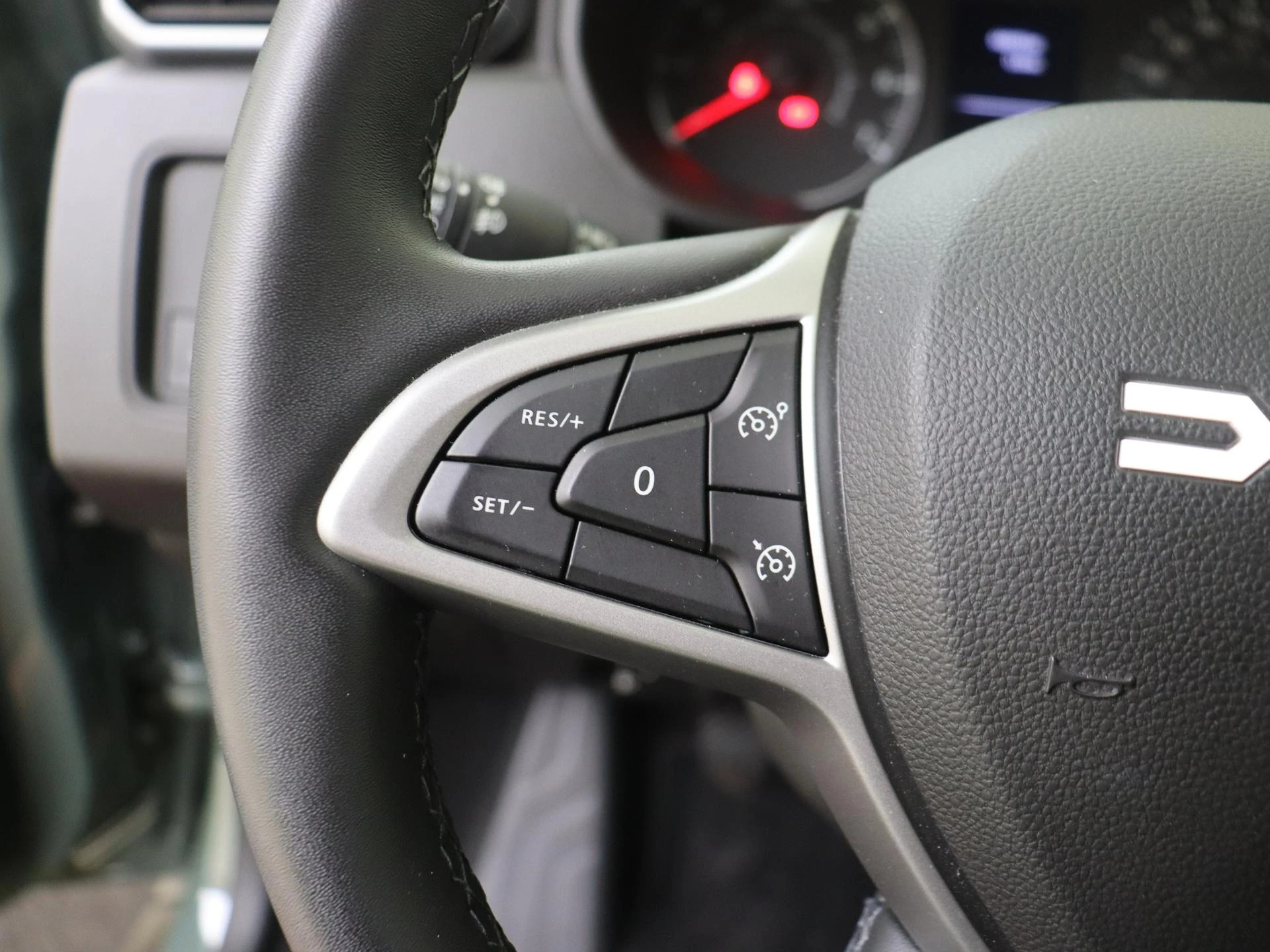 Dacia-Duster-image-11