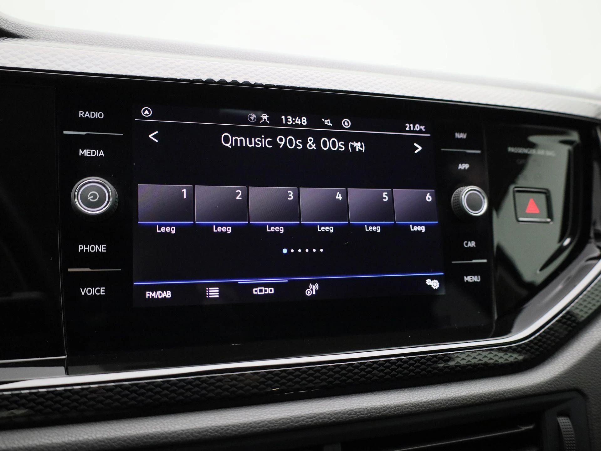 Volkswagen-Polo-image-21