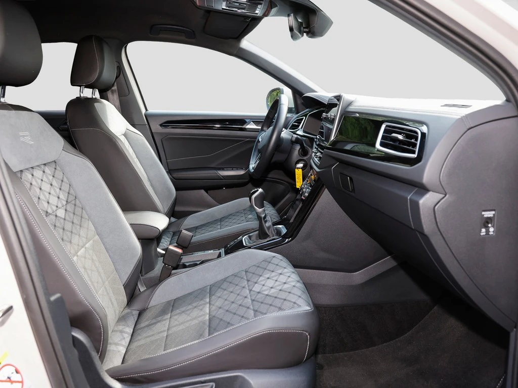 Volkswagen-T-Roc-image-6