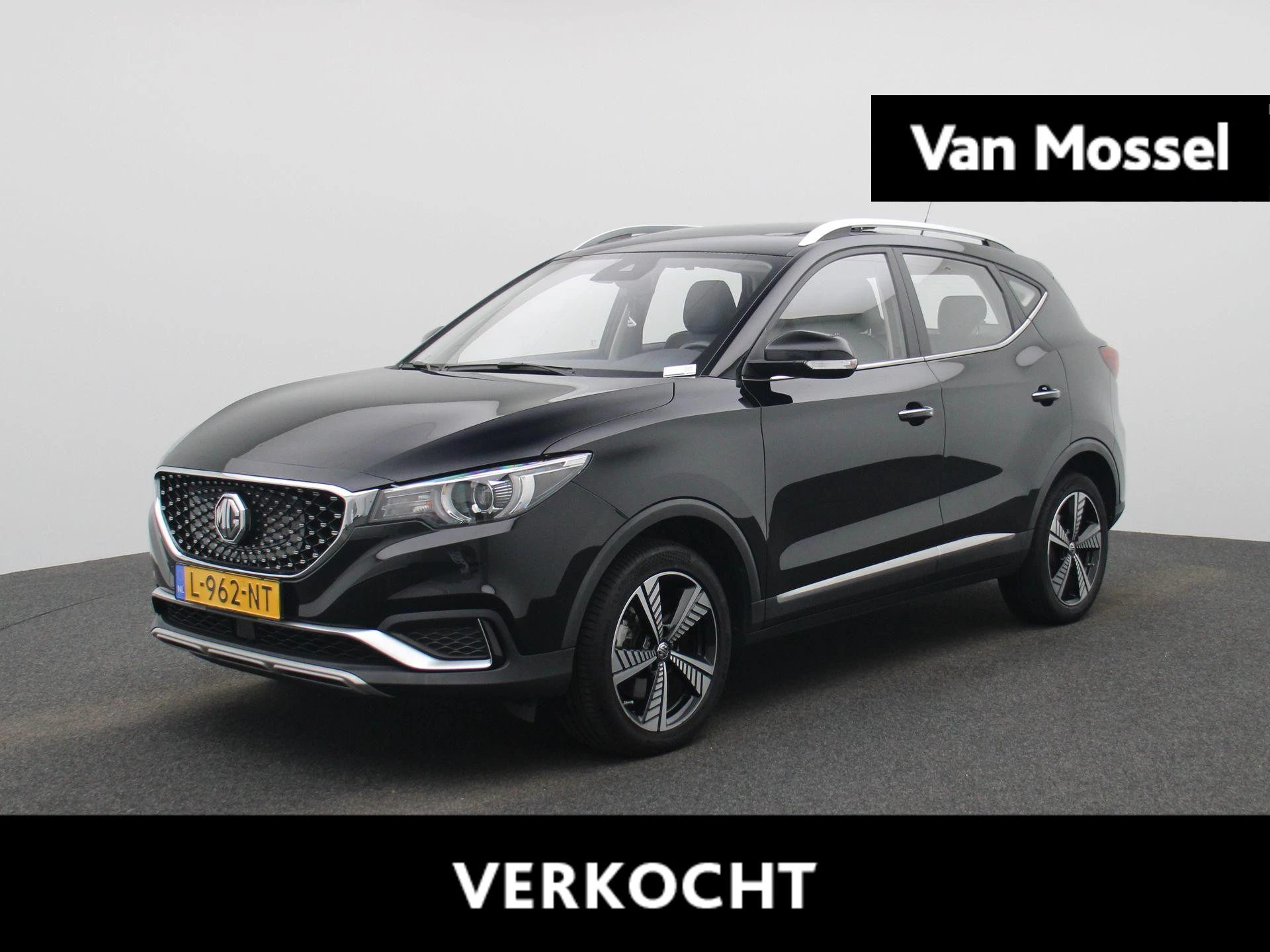 MG-ZS EV-image-0