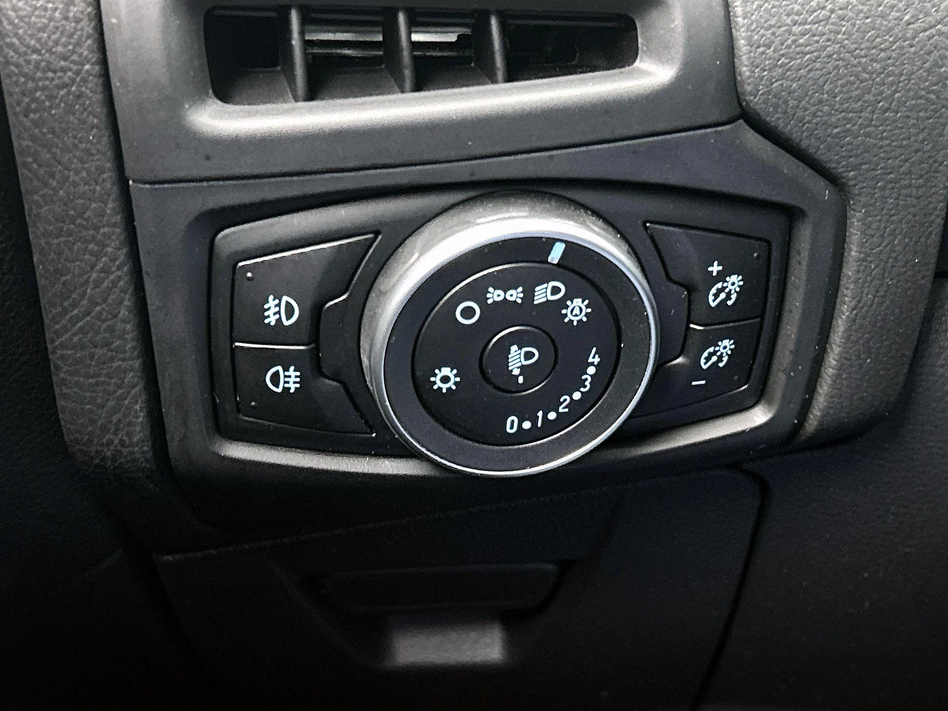 Ford Focus Wagon 1.0 Titanium