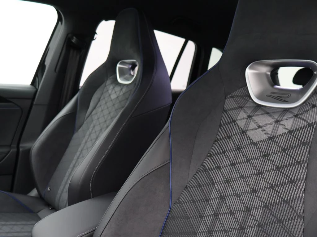 Volkswagen-Tiguan-image-28