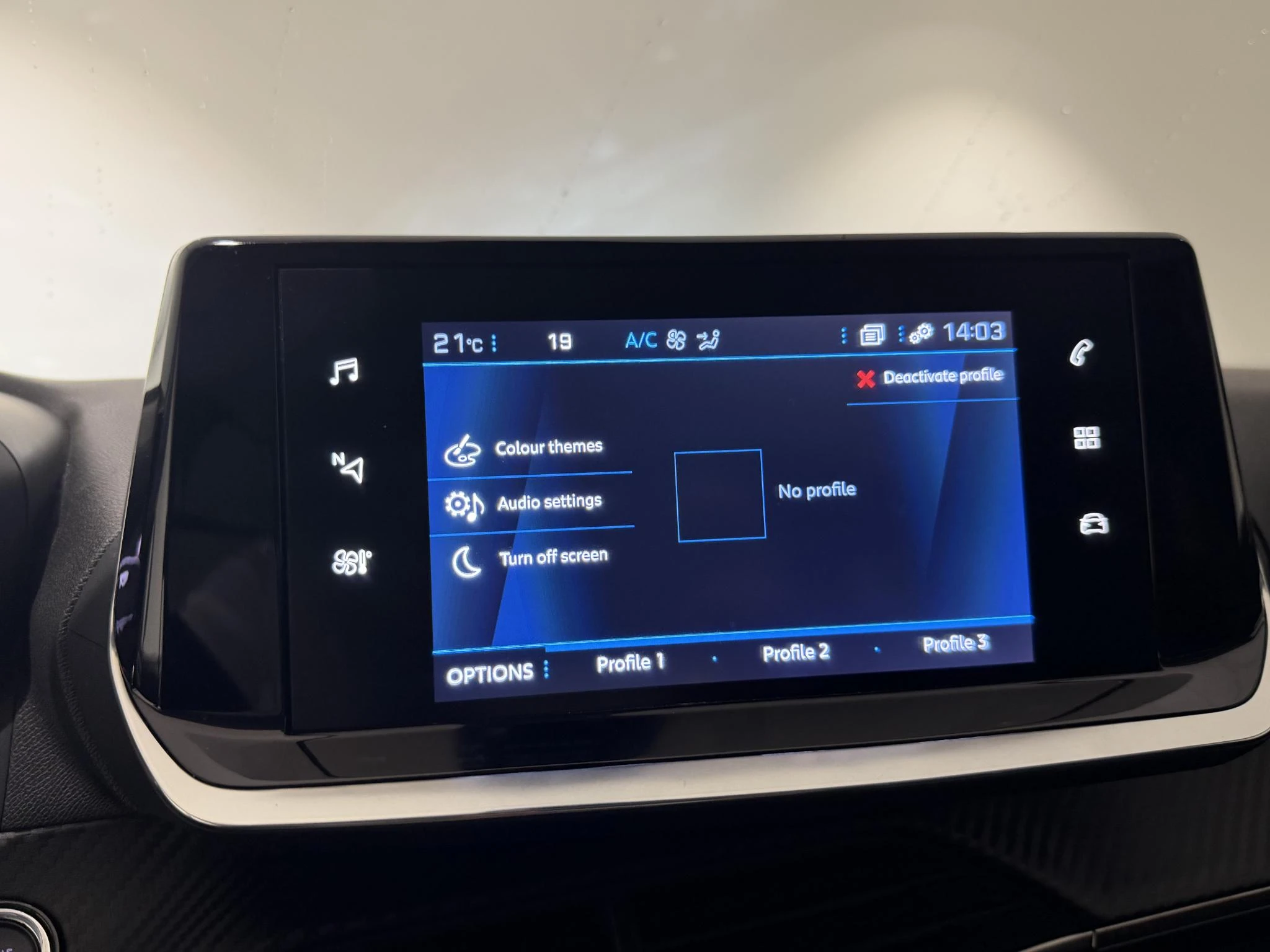 Peugeot-2008-image-10