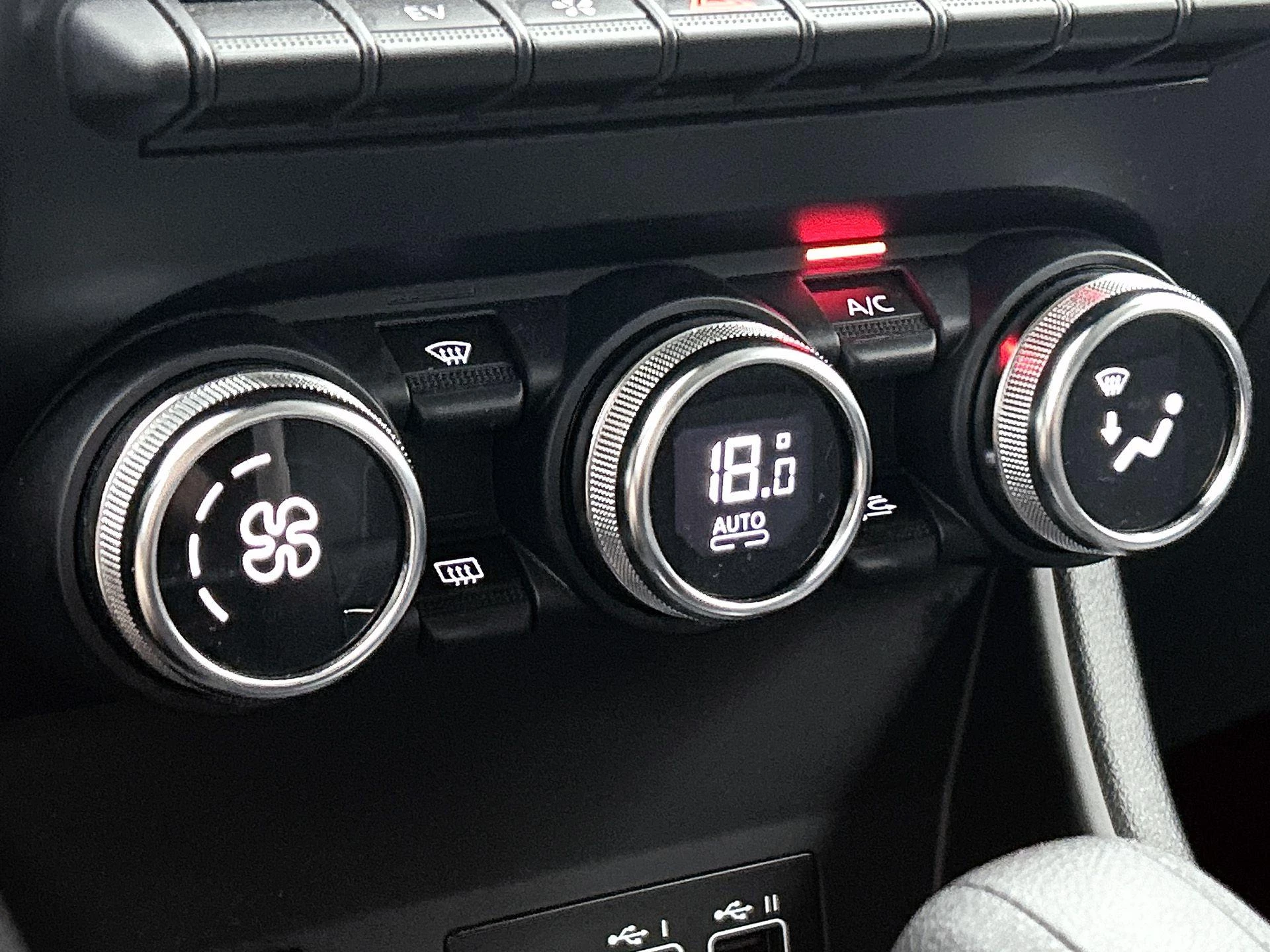 Renault-Captur-image-18