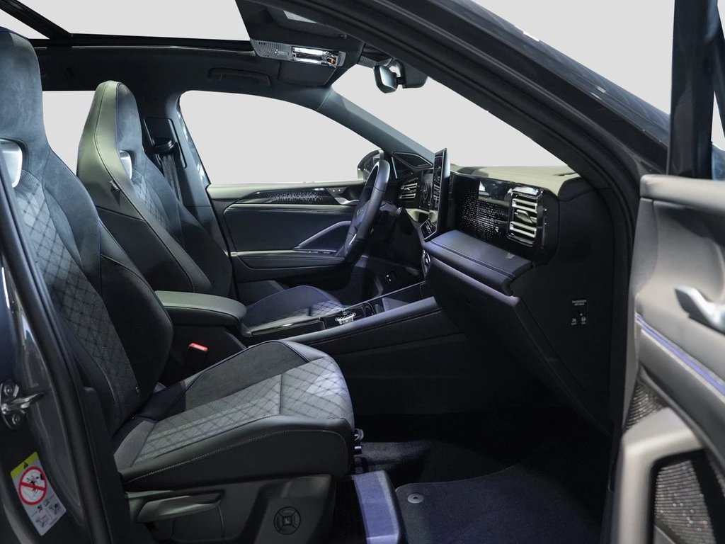 Volkswagen Tiguan 1,5 l eHybrid DSG R-Line AHK PANO NAVI
