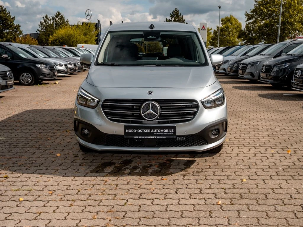 Mercedes-Benz-T-Klasse 180-image-3