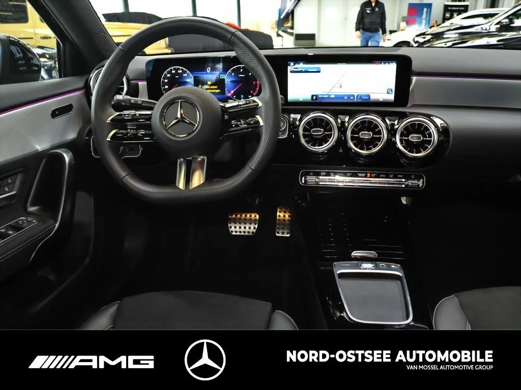 Mercedes-Benz A-Klasse 200 d AMG AHK MBUX NIGHT SHZ KLIMA LED AMG Line