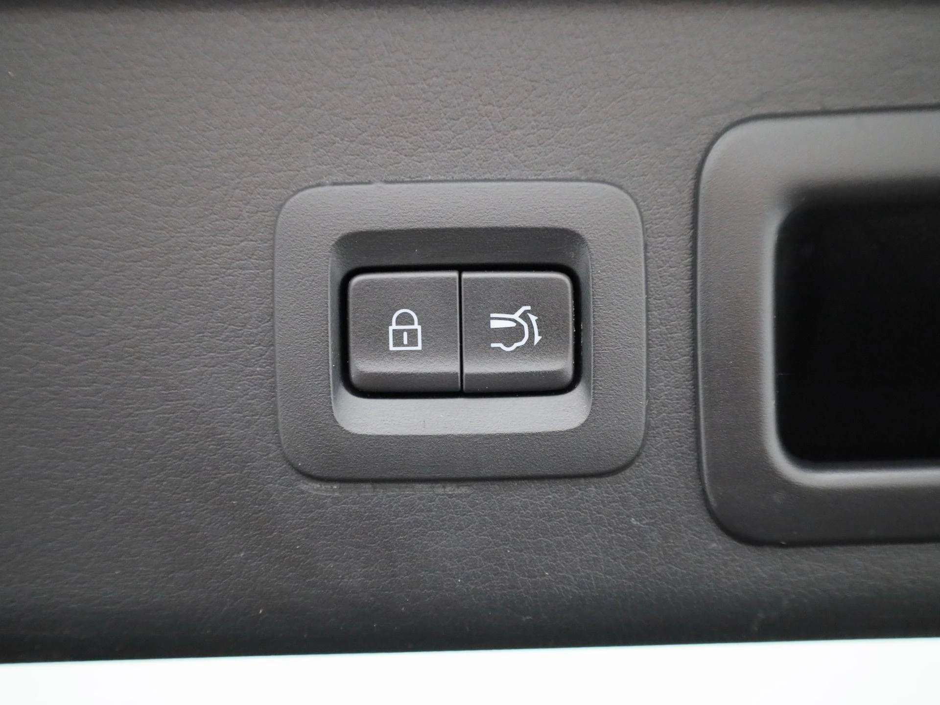 Mazda-CX-30-image-12