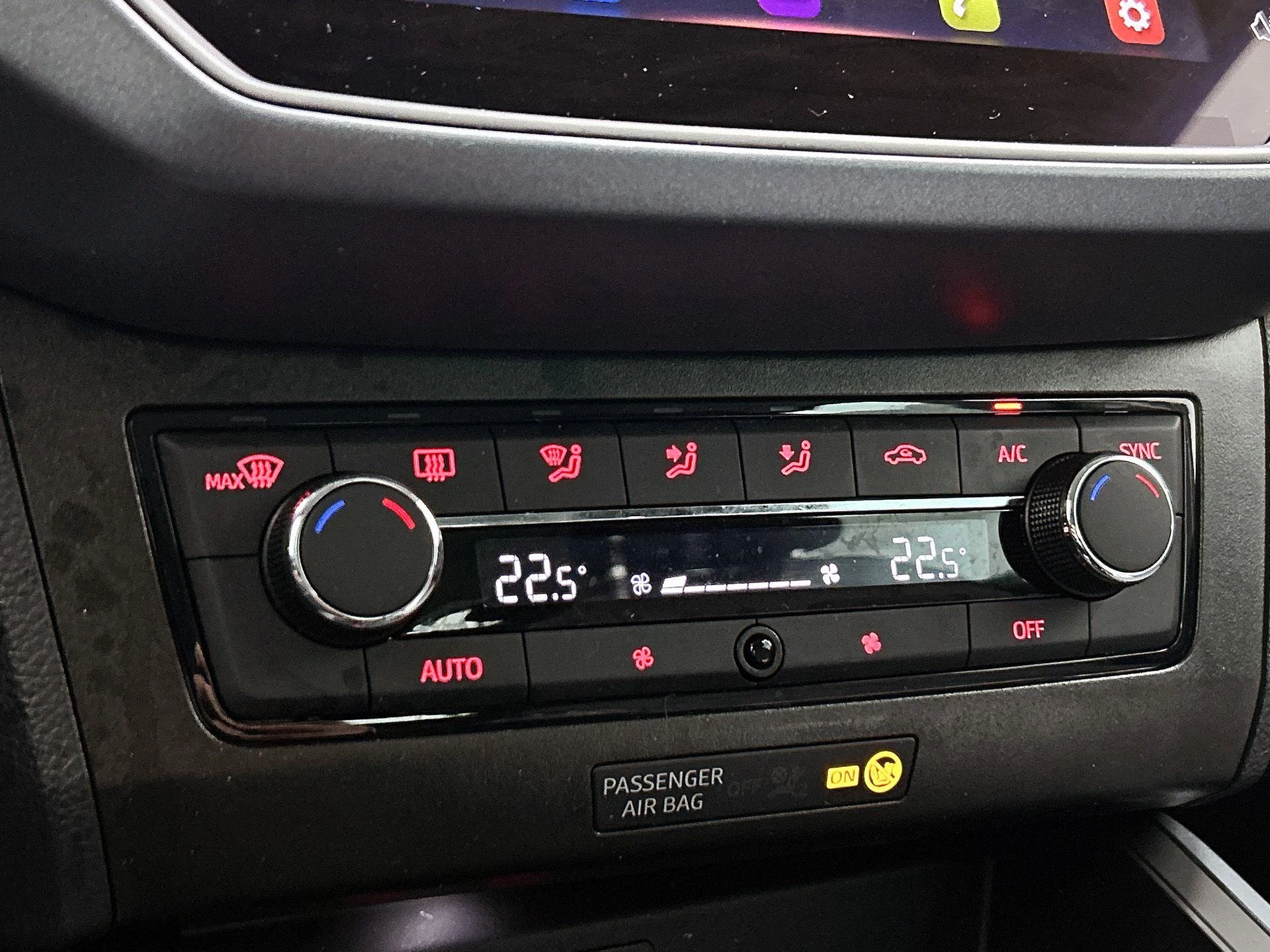 SEAT-Arona-image-27