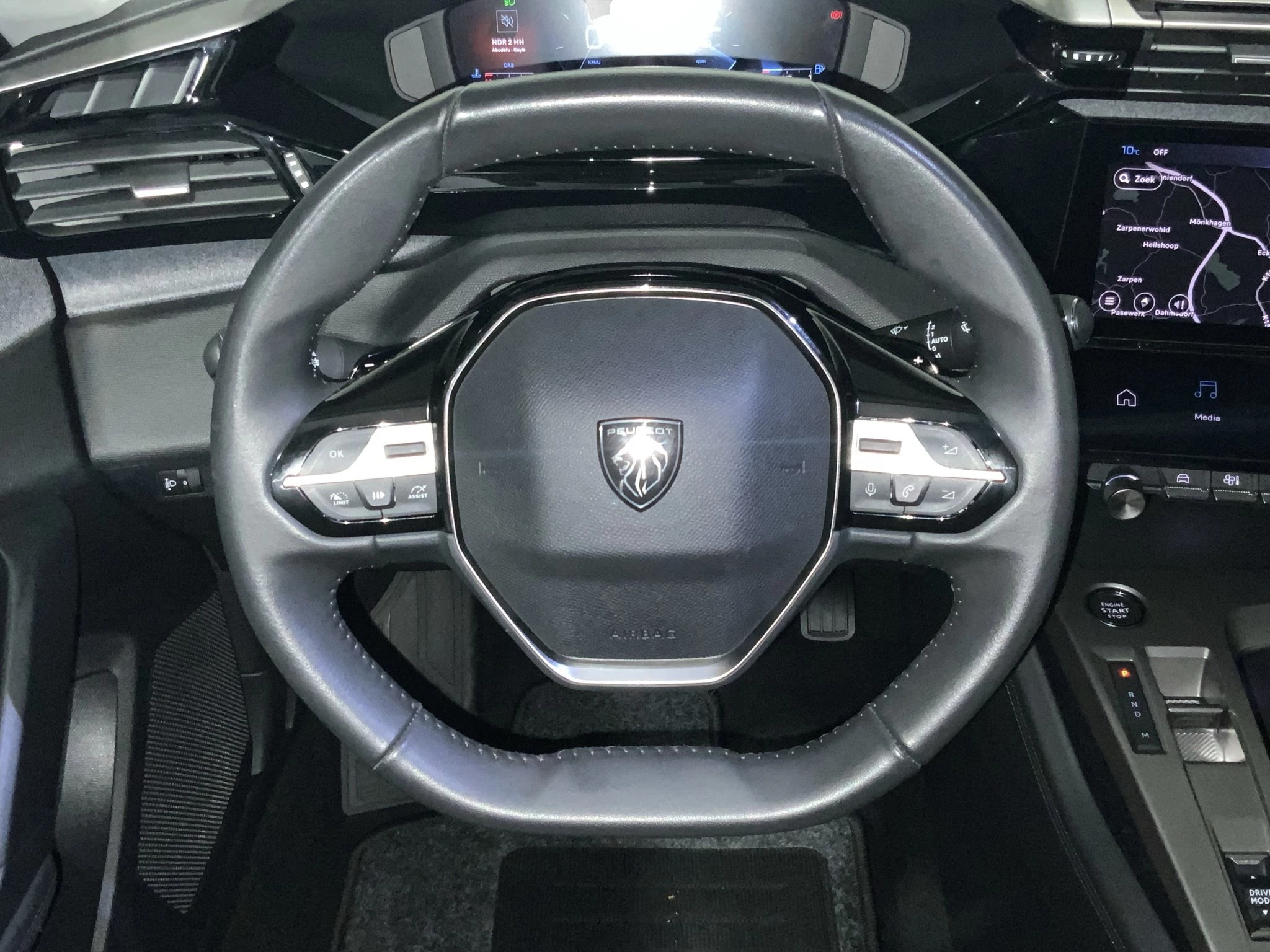 Peugeot-308-image-12