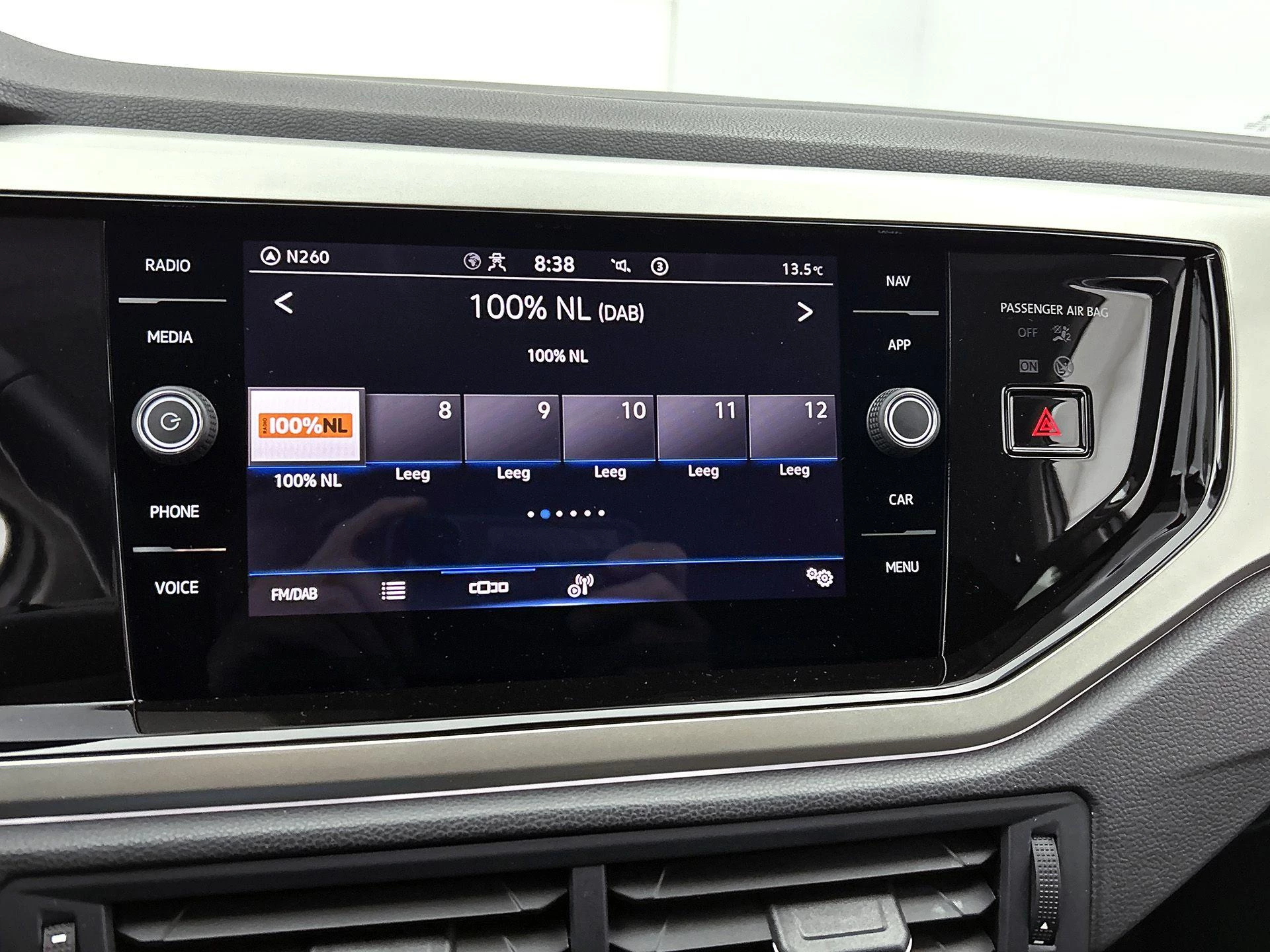 Volkswagen-Polo-image-6