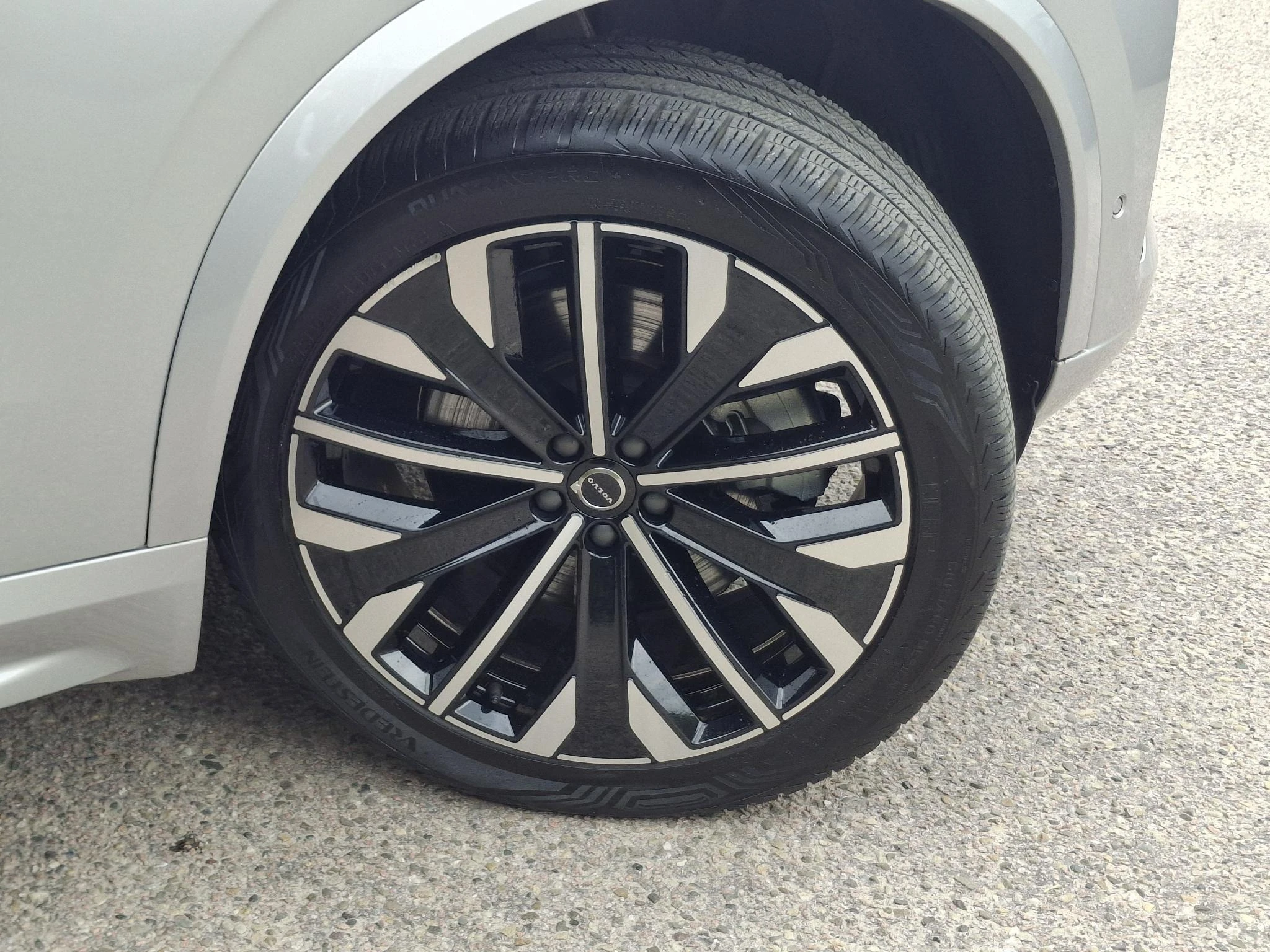 Volvo-XC90-image-19