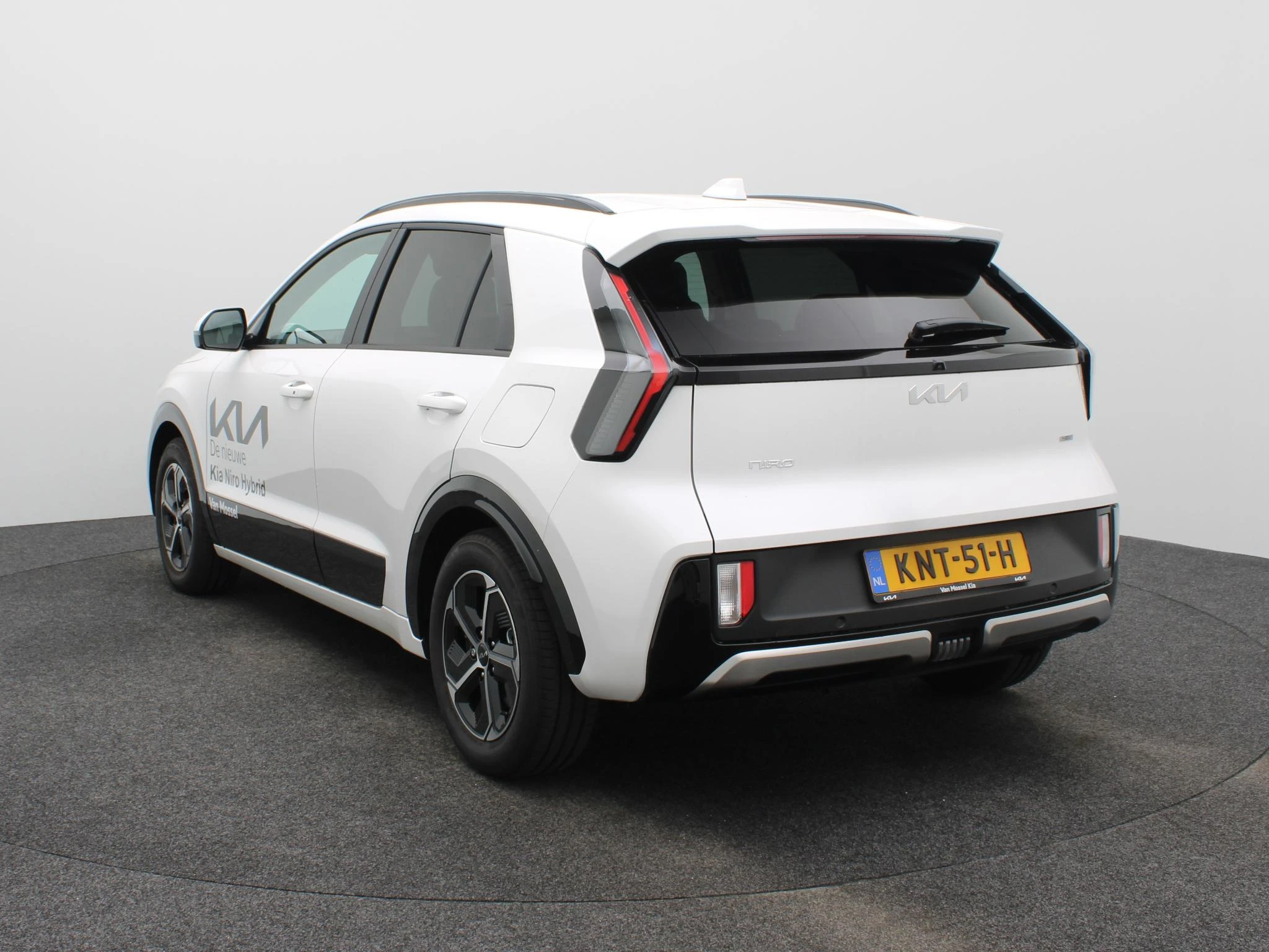 Kia-Niro-image-1