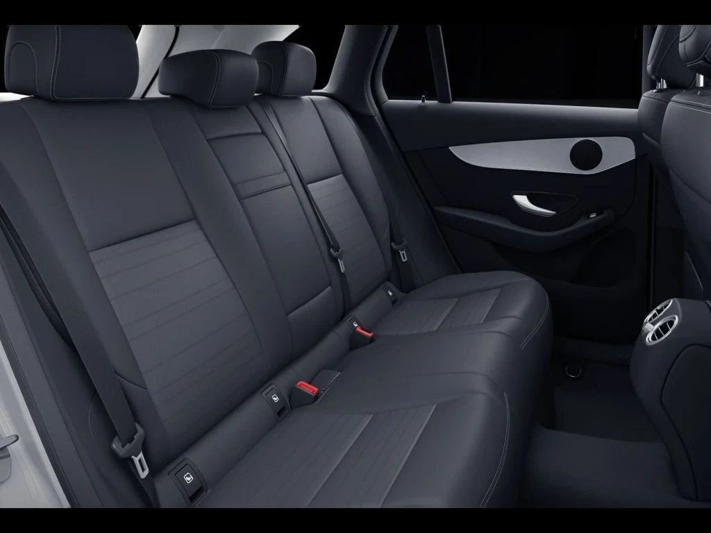 Mercedes-Benz-GLC 200 d-image-11