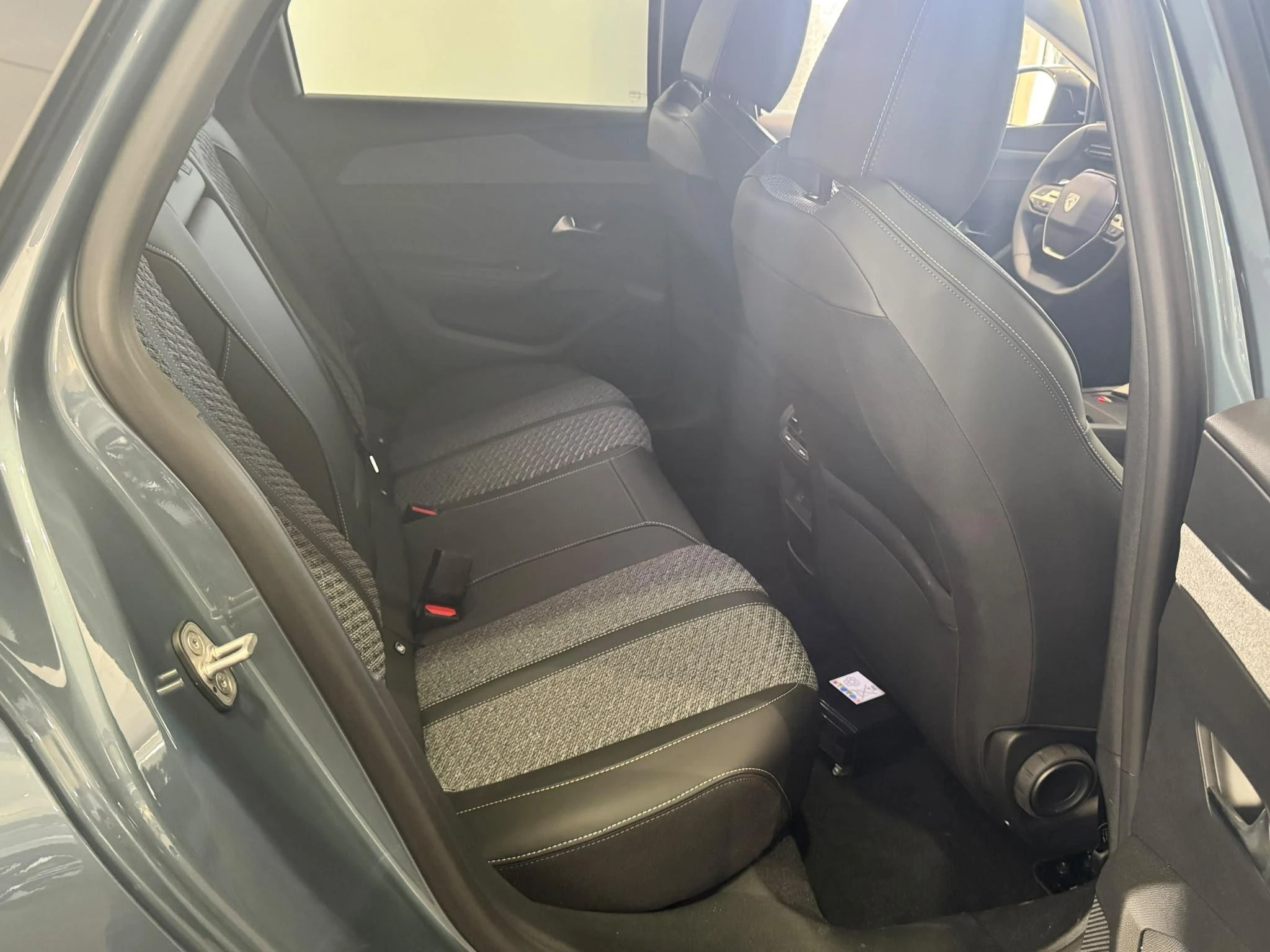 Peugeot-308-image-25