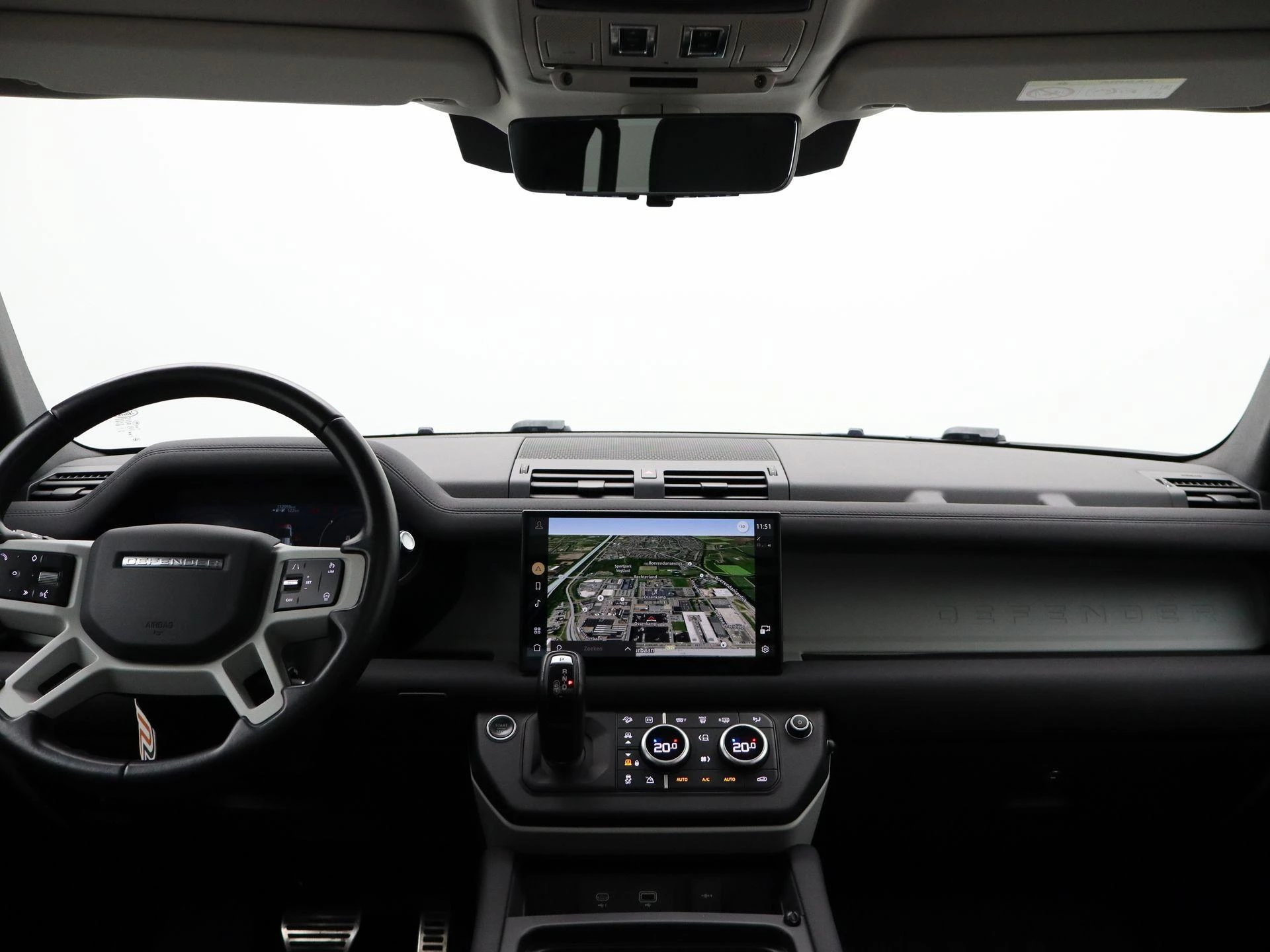 Land Rover-Defender-image-34