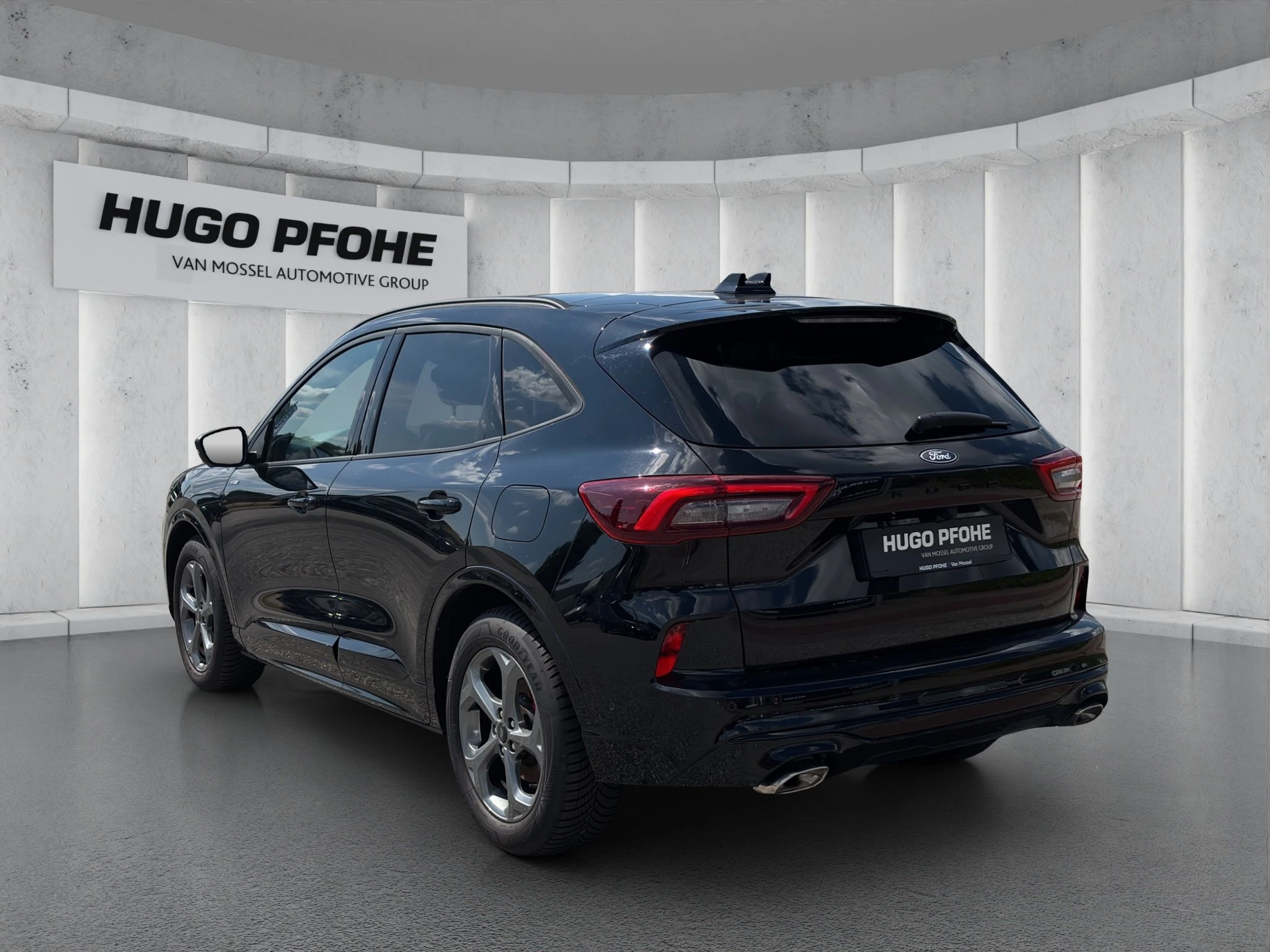 Ford Kuga ST-Line X Aut.*PANO*AHK*360GRAD*LED-MATRIX*NAVI*GRA*WINTER-PKT.
