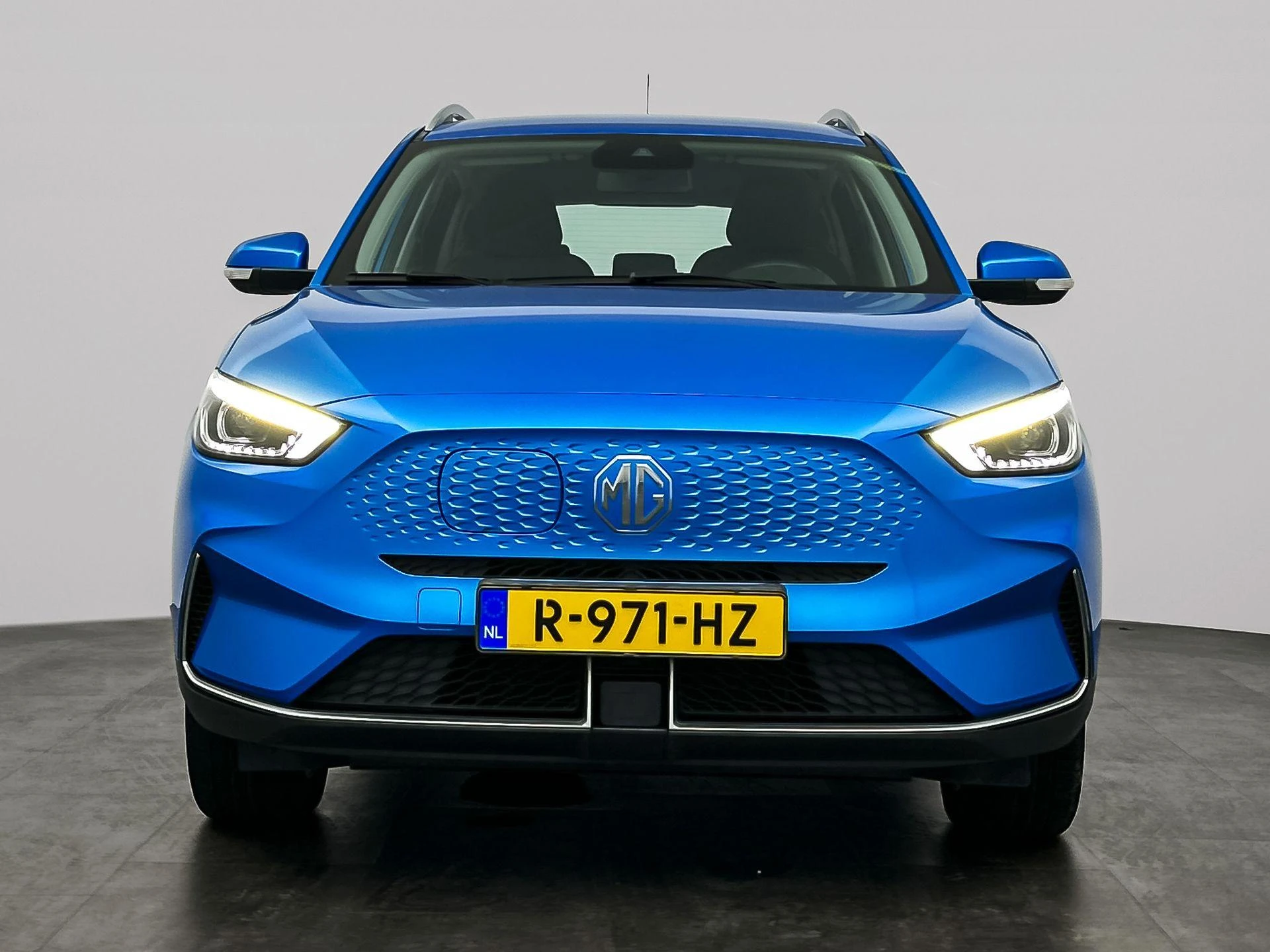MG-ZS EV-image-7