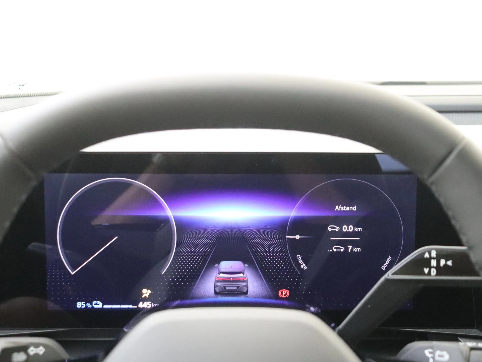 Renault-Megane E-Tech-image-11