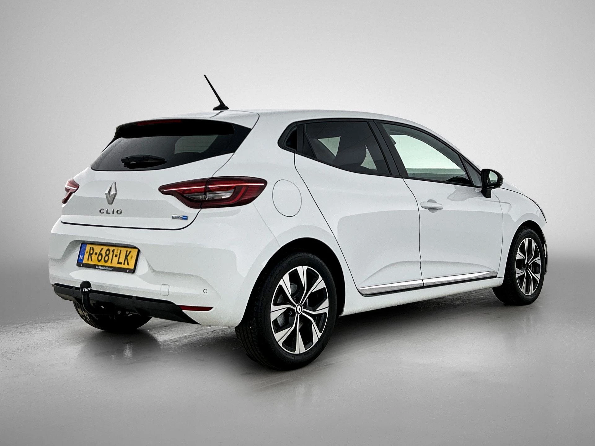 Renault-Clio-image-3