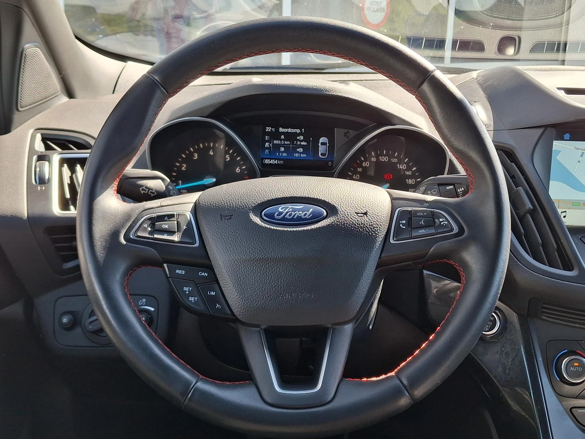 Ford-Kuga-image-14