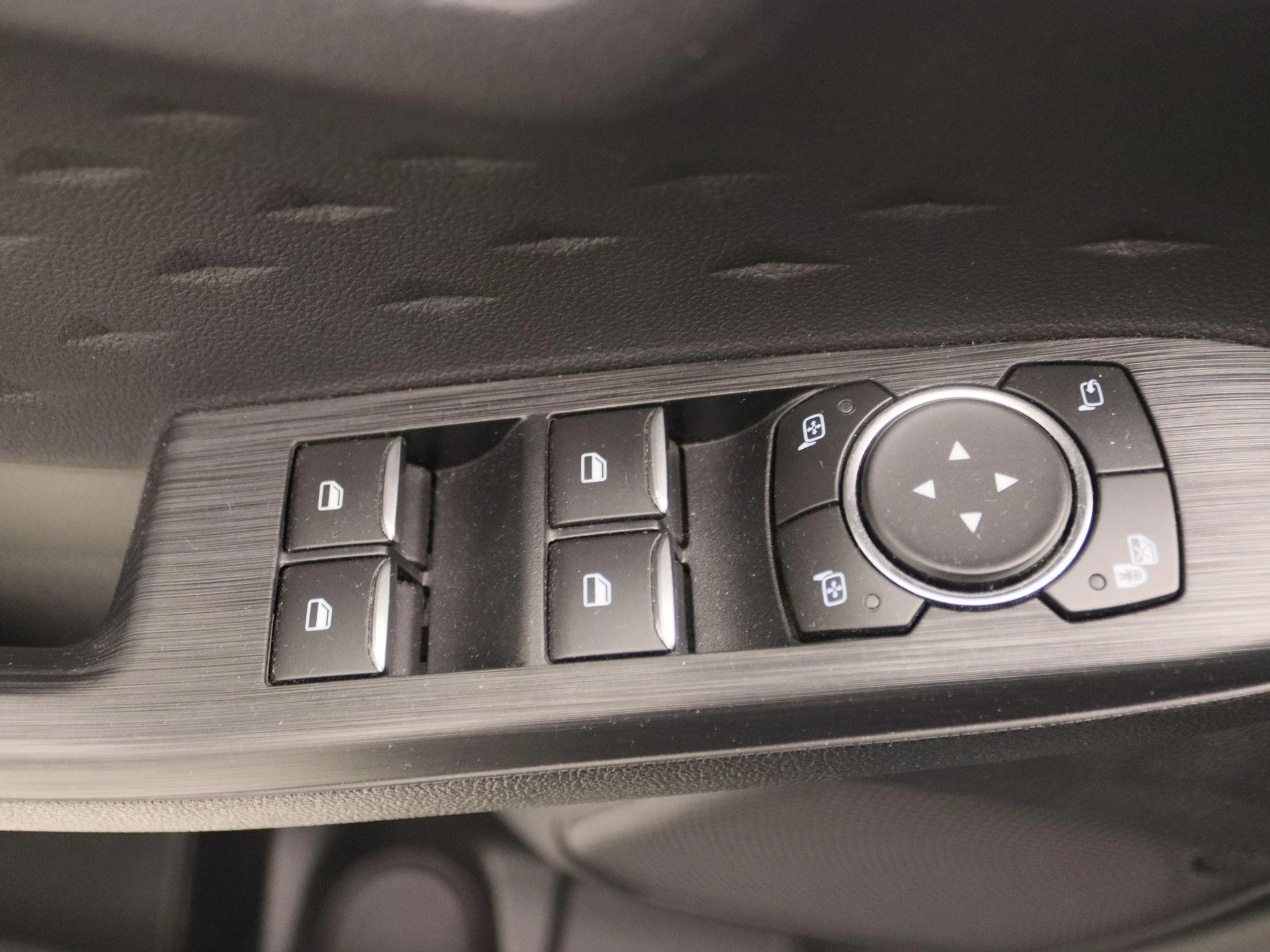 Ford-Kuga-image-22