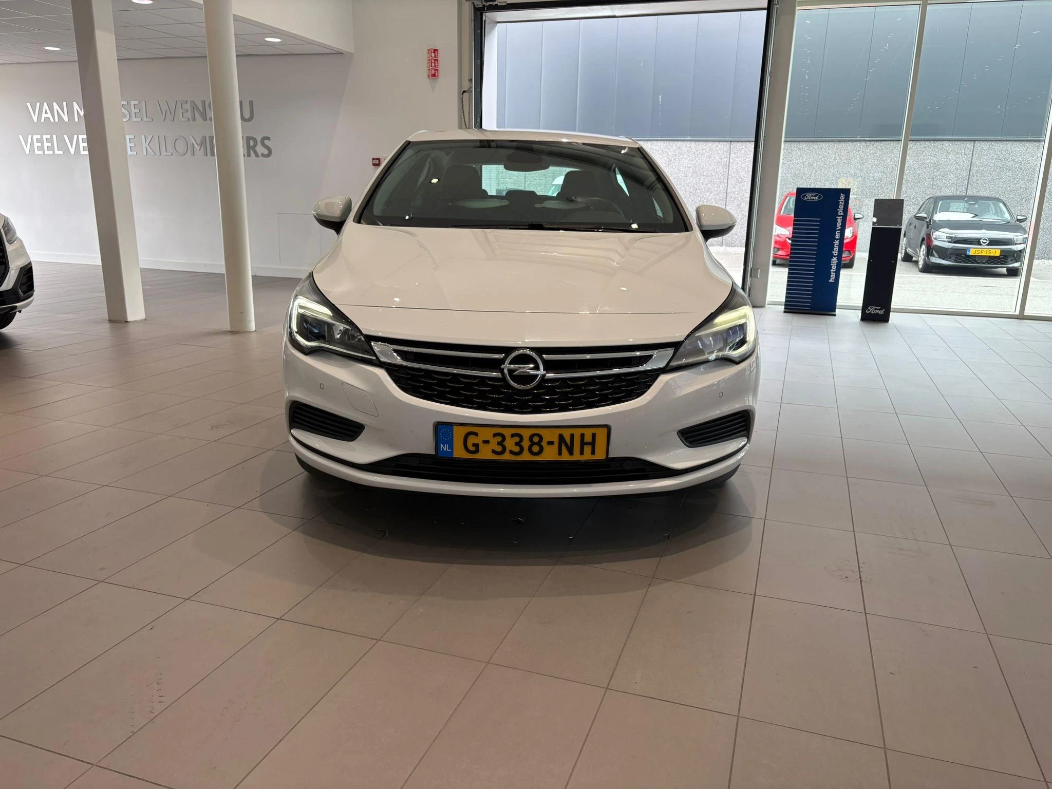 Opel-Astra-image-1
