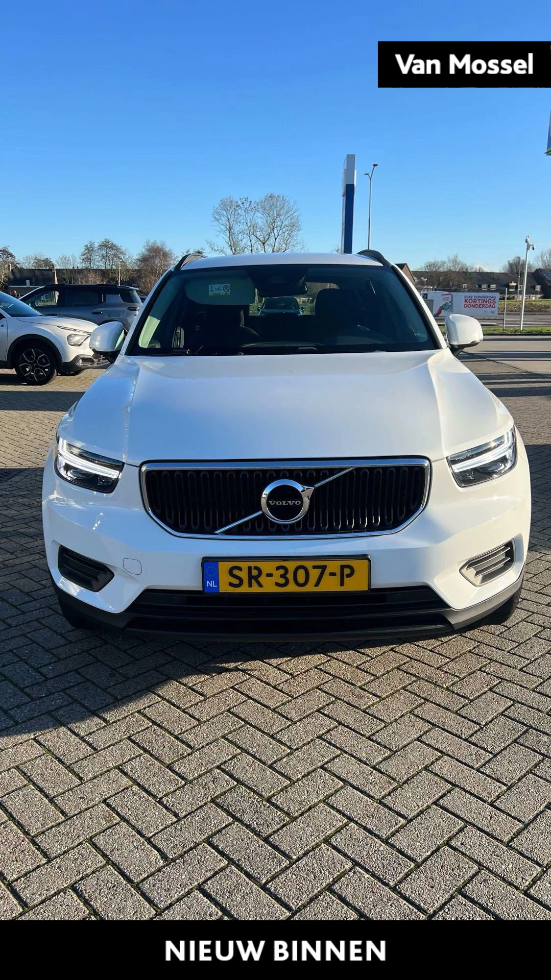 Volvo-XC40-image-0