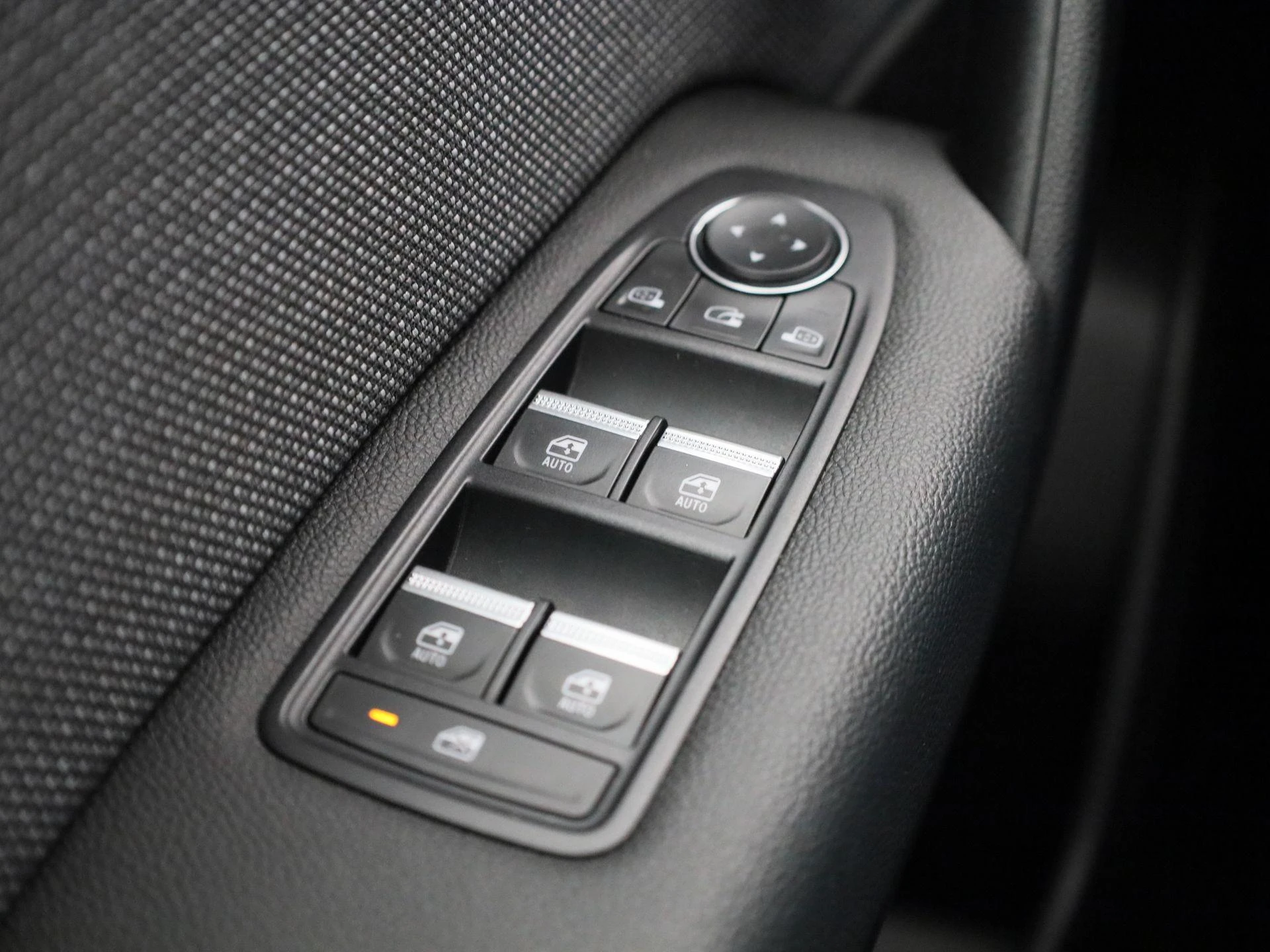 Renault-Captur-image-30