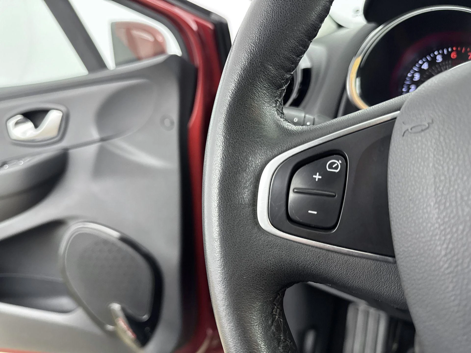 Renault-Clio-image-5