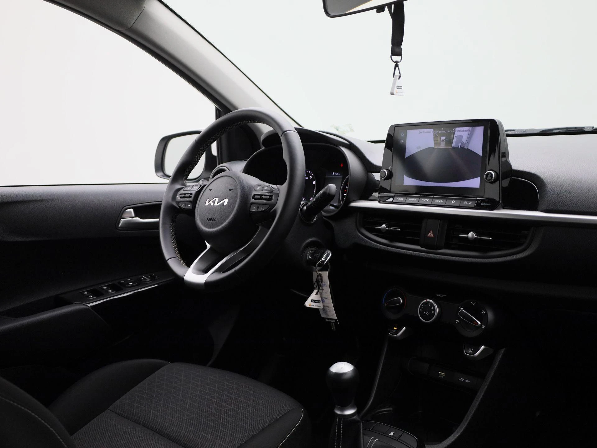 Kia-Picanto-image-32