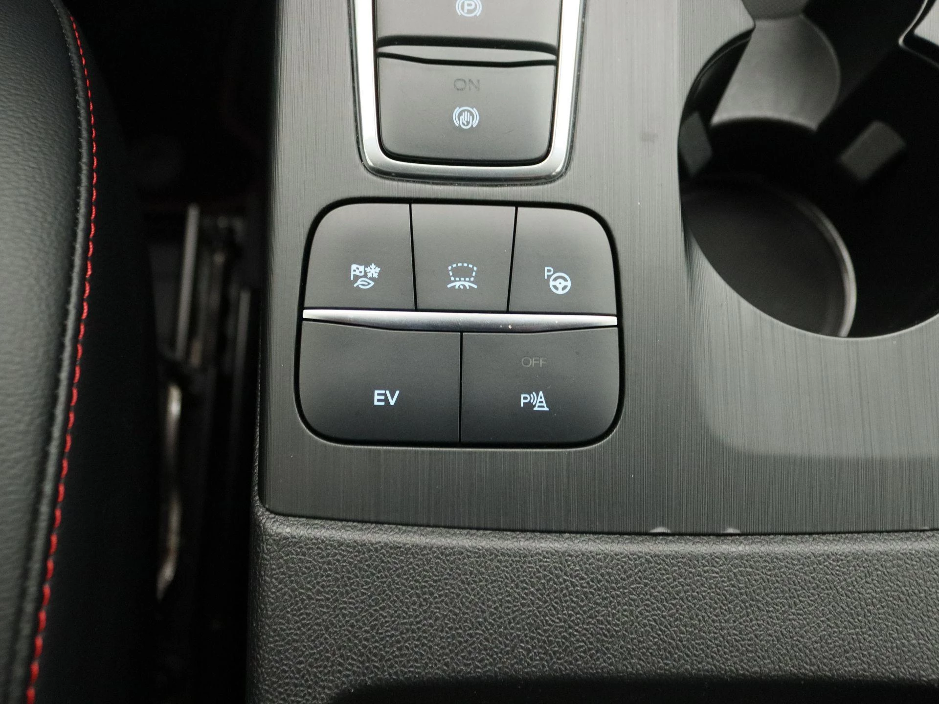 Ford-Kuga-image-12