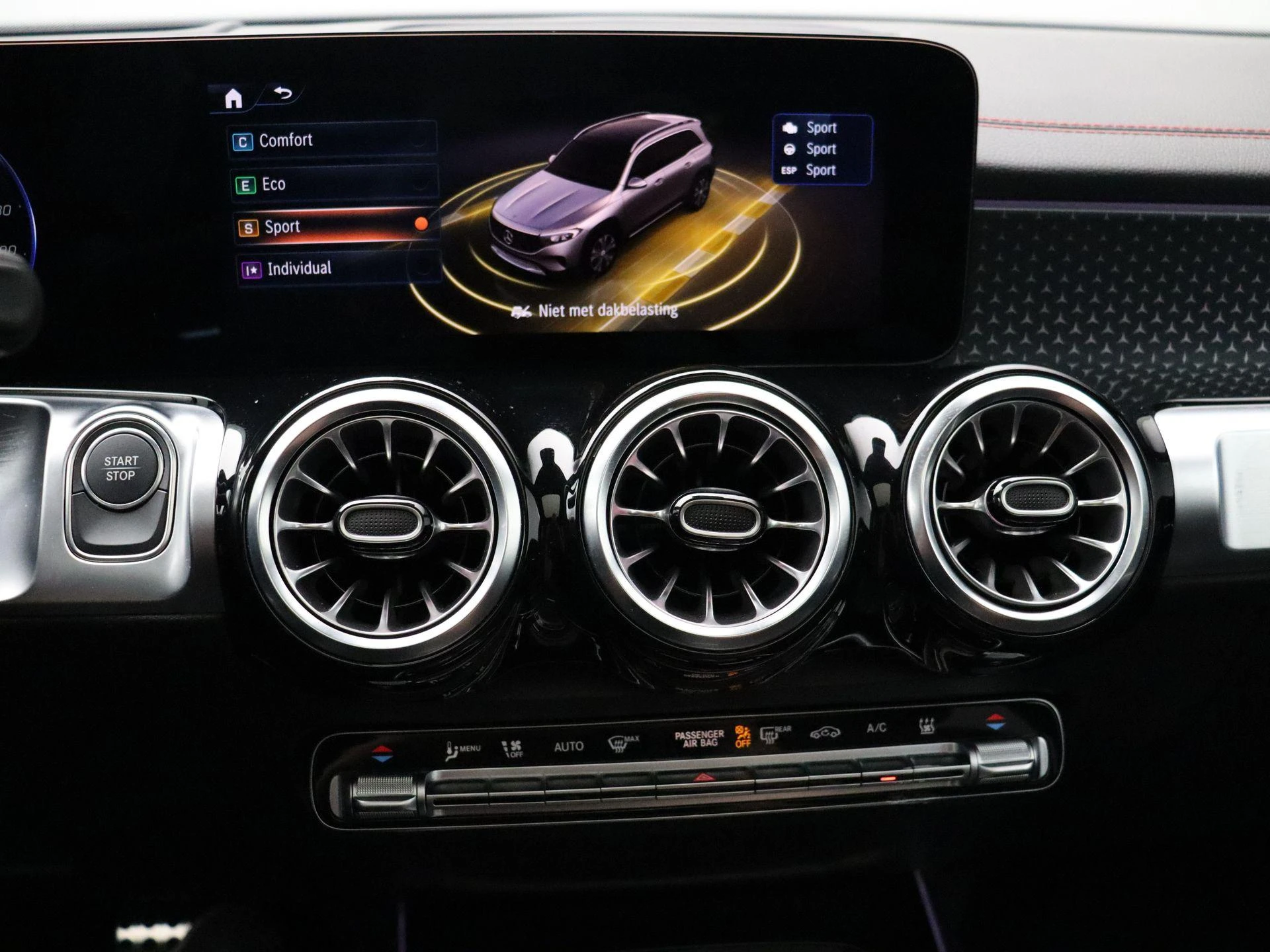 Mercedes-Benz-EQB-image-21