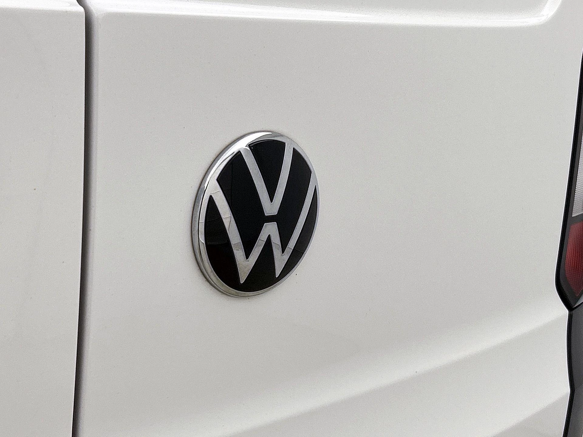 Volkswagen-Caddy-image-9
