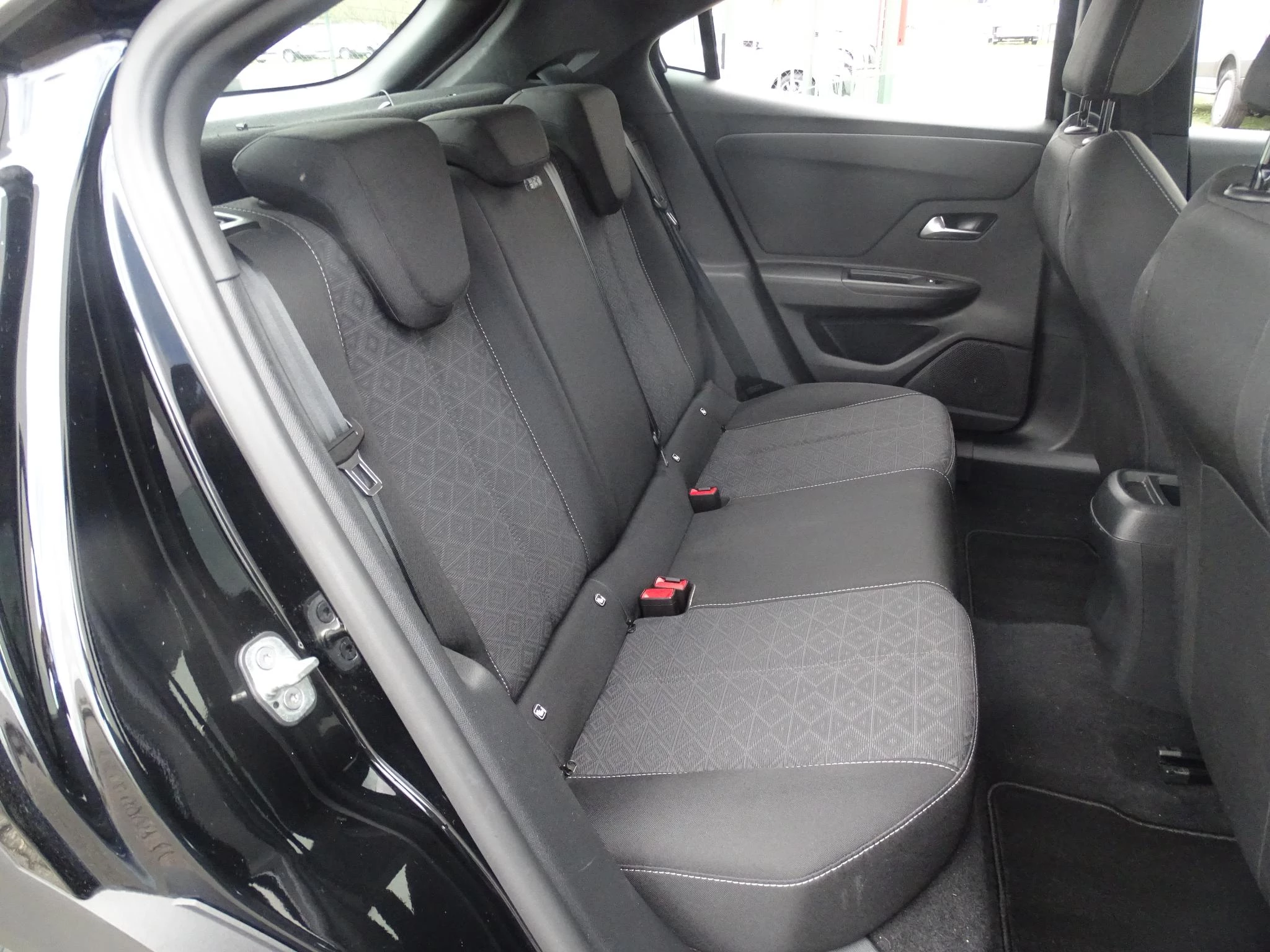 Opel Mokka 1.2T Edition+gps+camera+park pilot achteraan