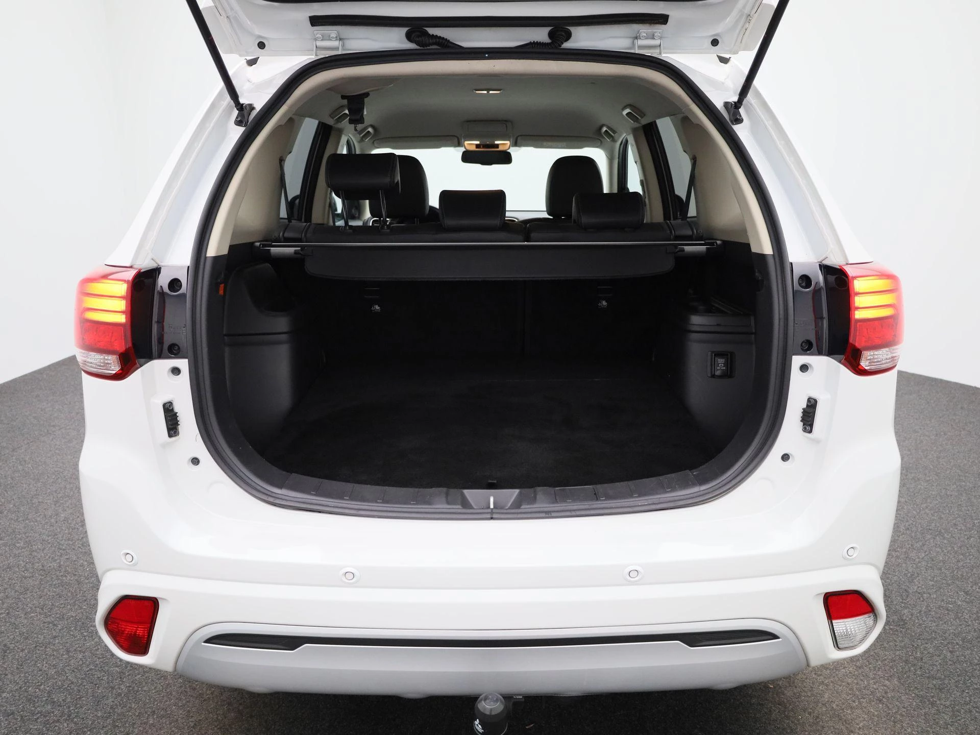 Mitsubishi-Outlander-image-9