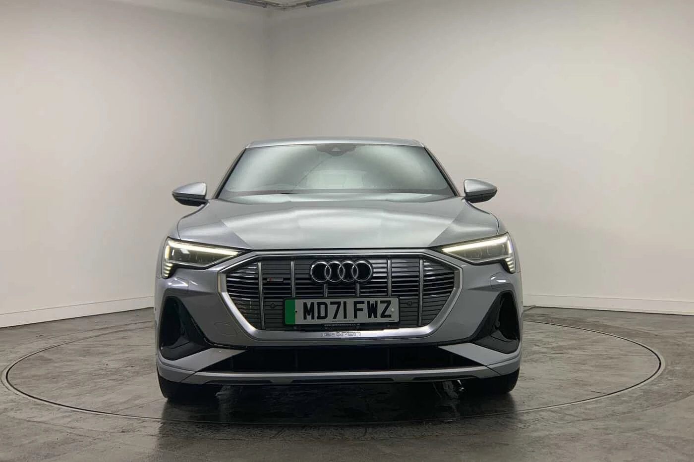 Audi-e-tron-image-6