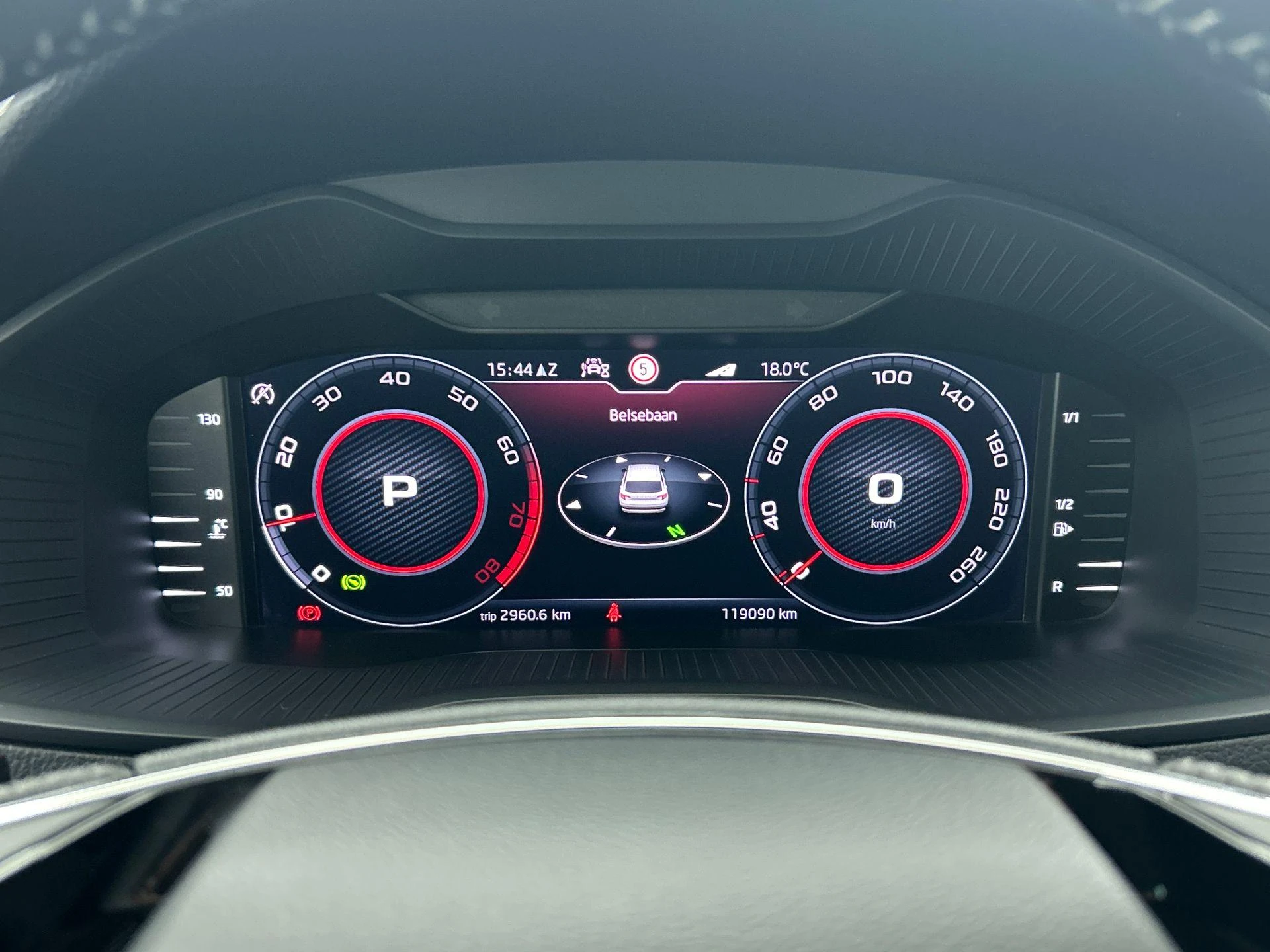 Škoda Karoq 1.5 TSI ACT Sportline Business