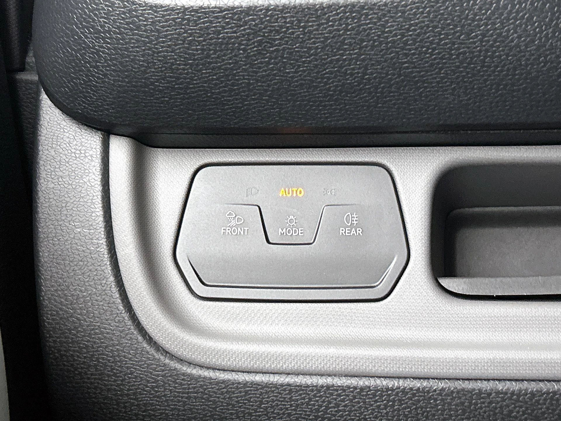 Volkswagen-ID. Buzz Cargo-image-19