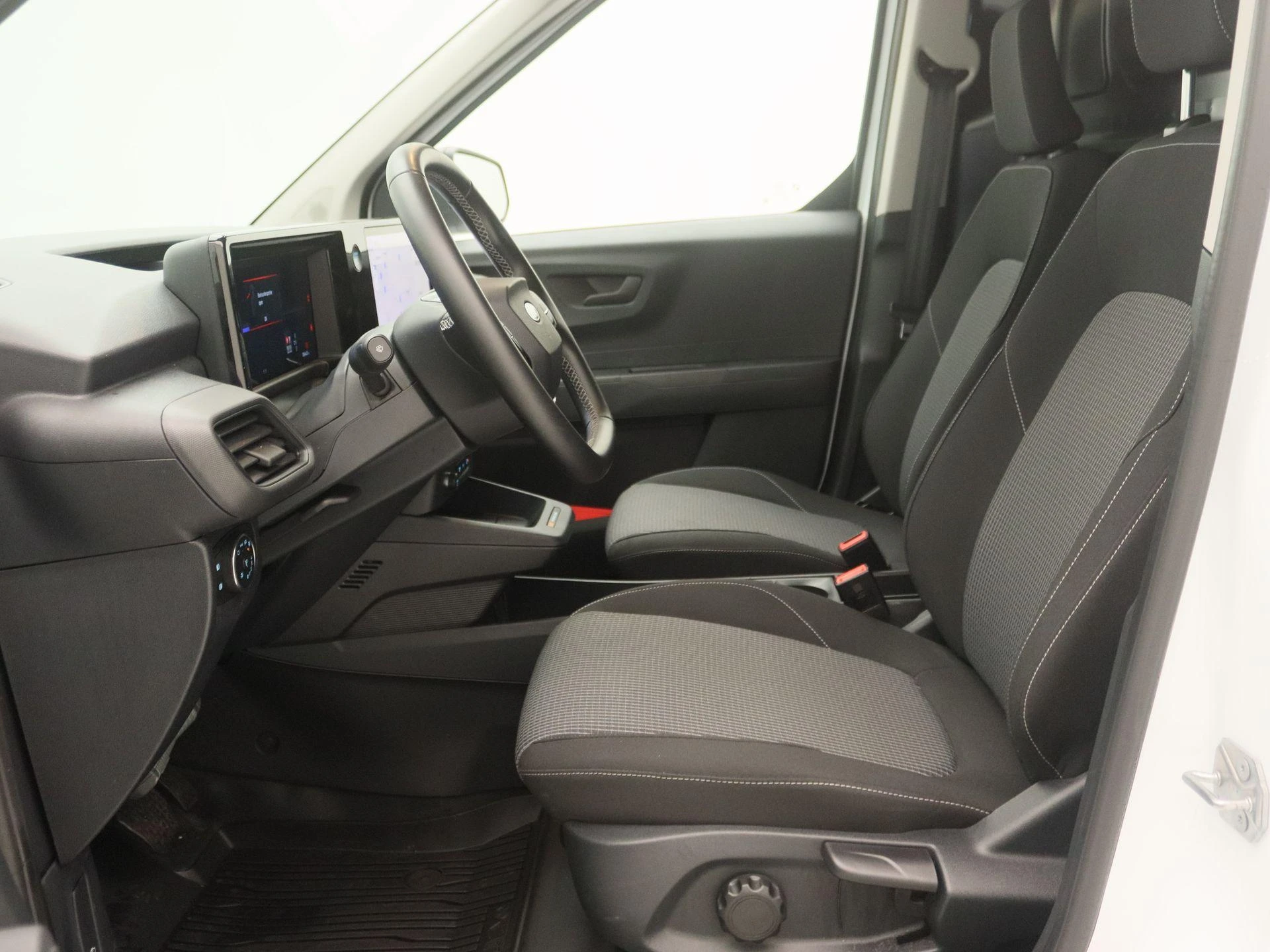 Ford-E-Transit-image-9