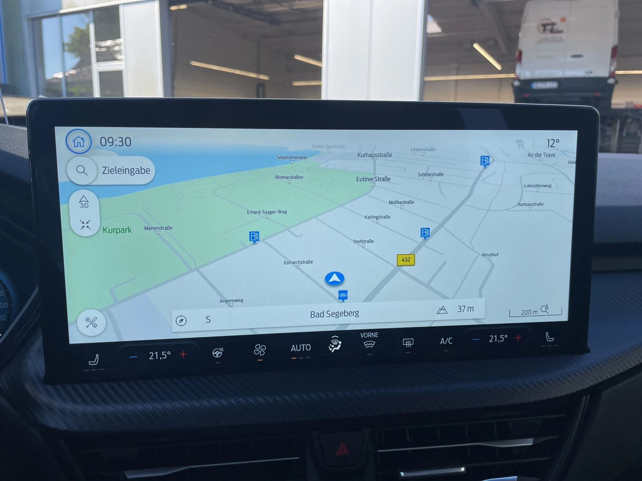 Ford Kuga ST-Line X Aut.*PANO*AHK*360GRAD*LED-MATRIX*NAVI*GRA*WINTER-PKT.