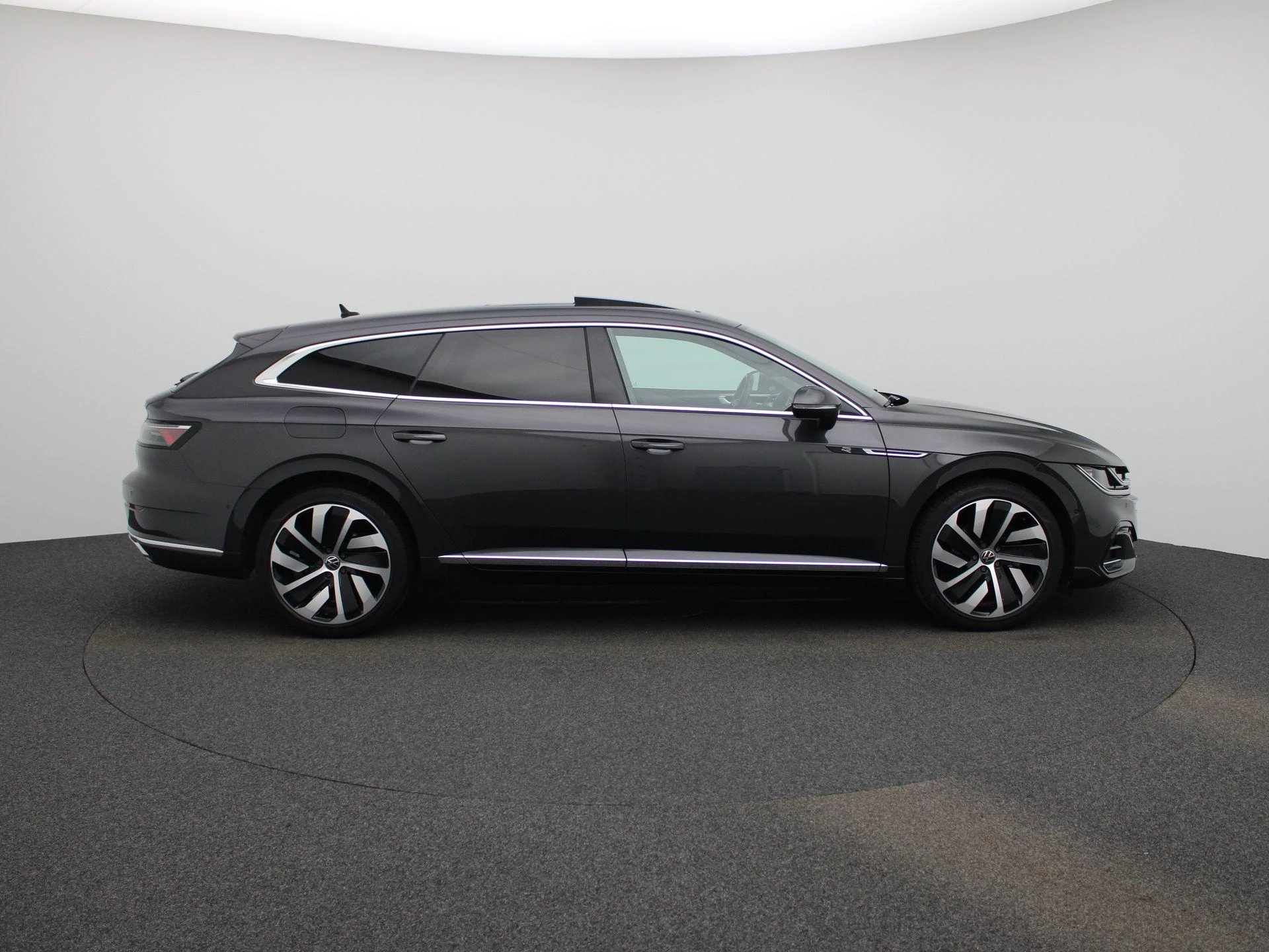 Volkswagen-Arteon-image-5