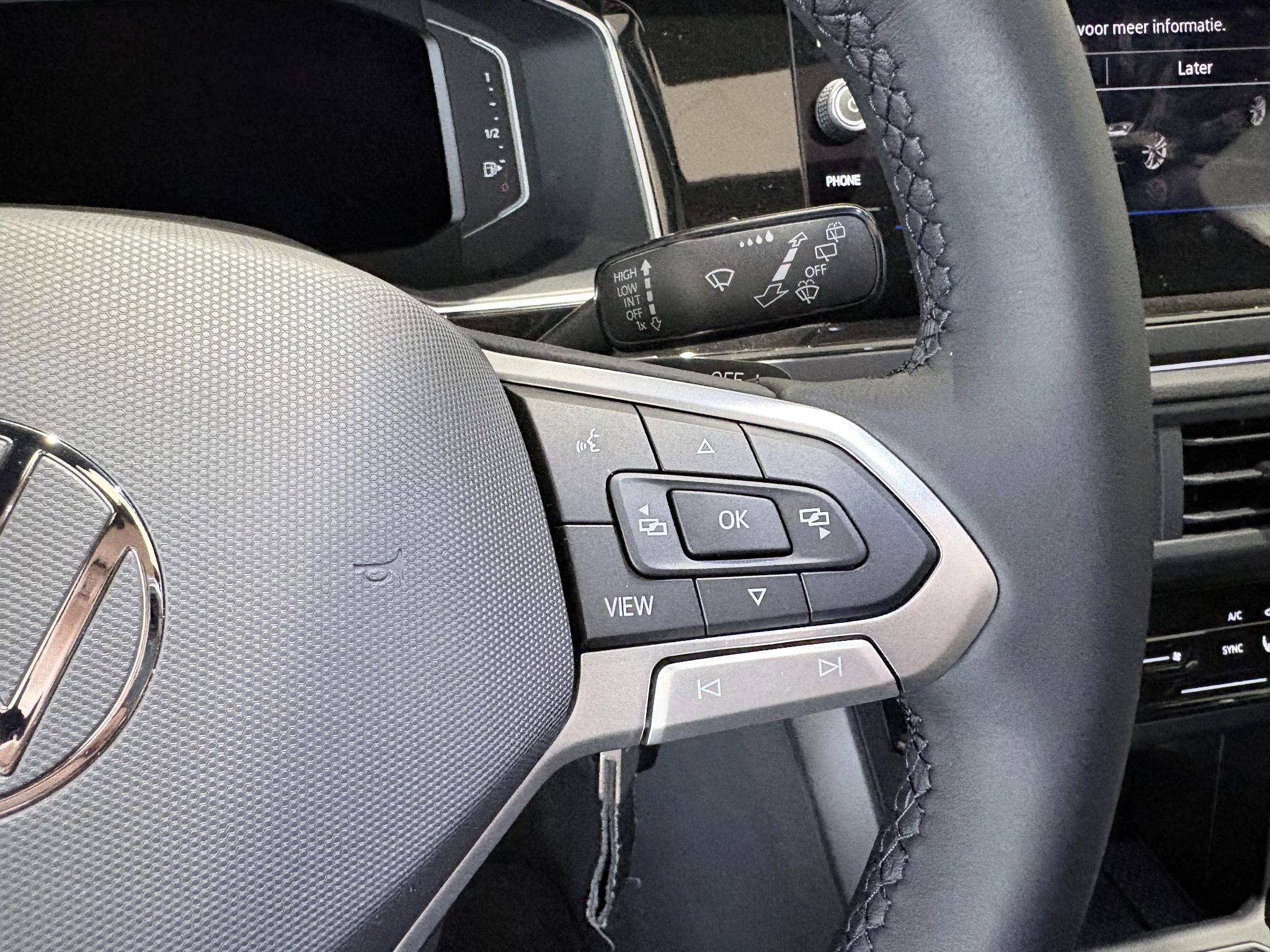 Volkswagen Polo 1.0 TSI R-Line Business