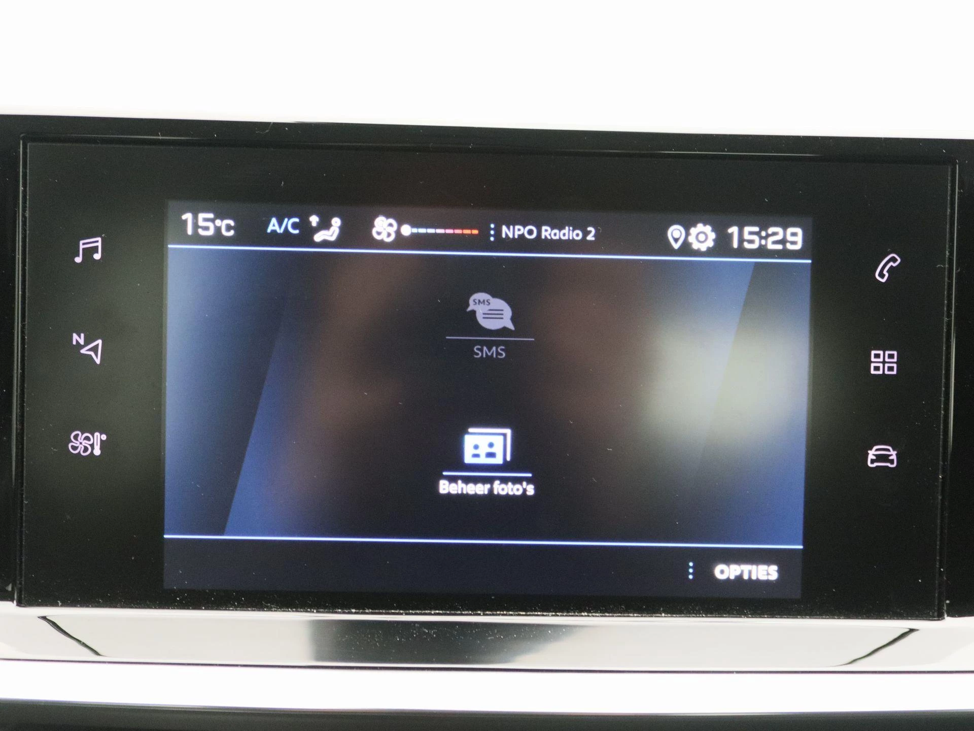 Peugeot-208-image-13