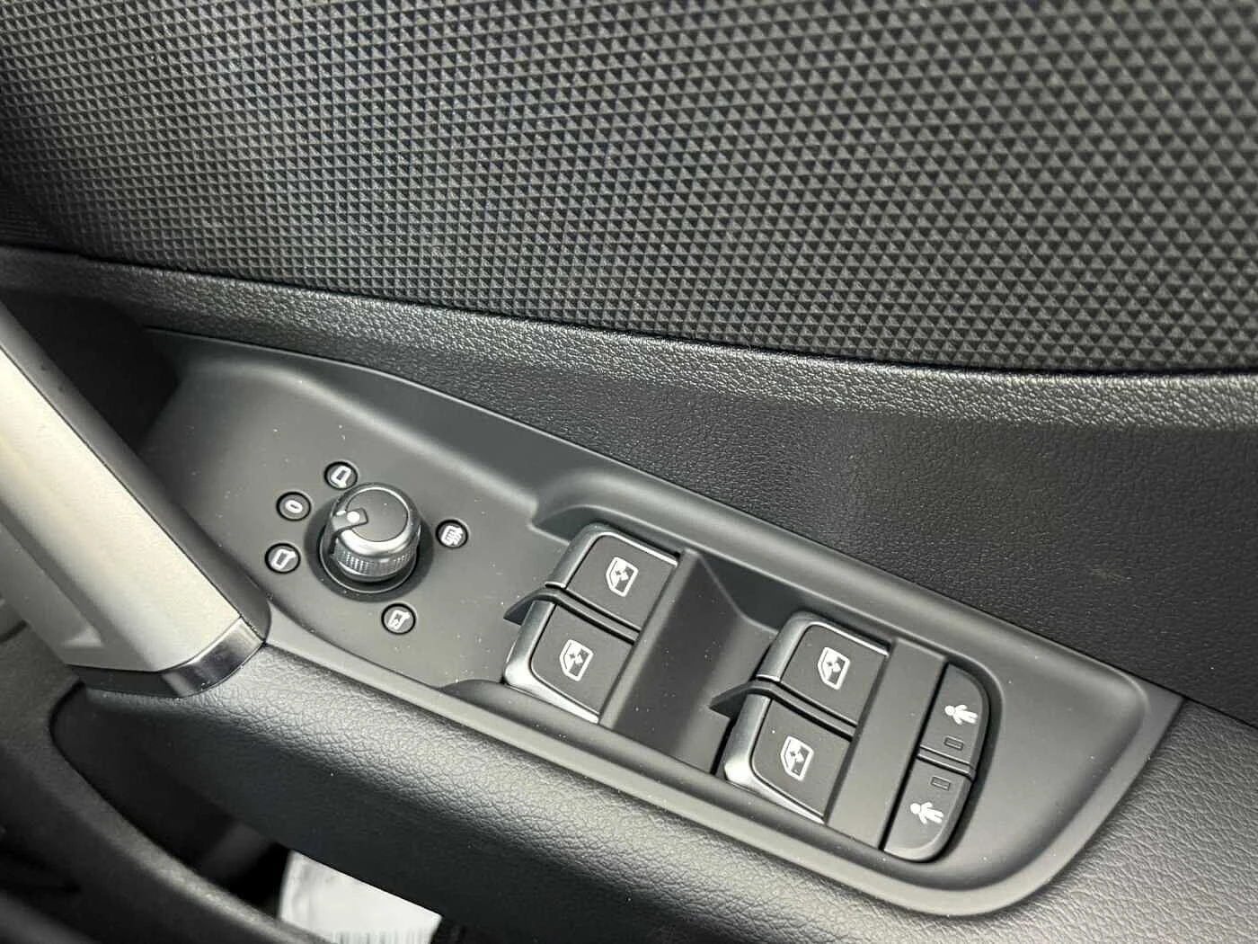 Audi-Q2-image-19