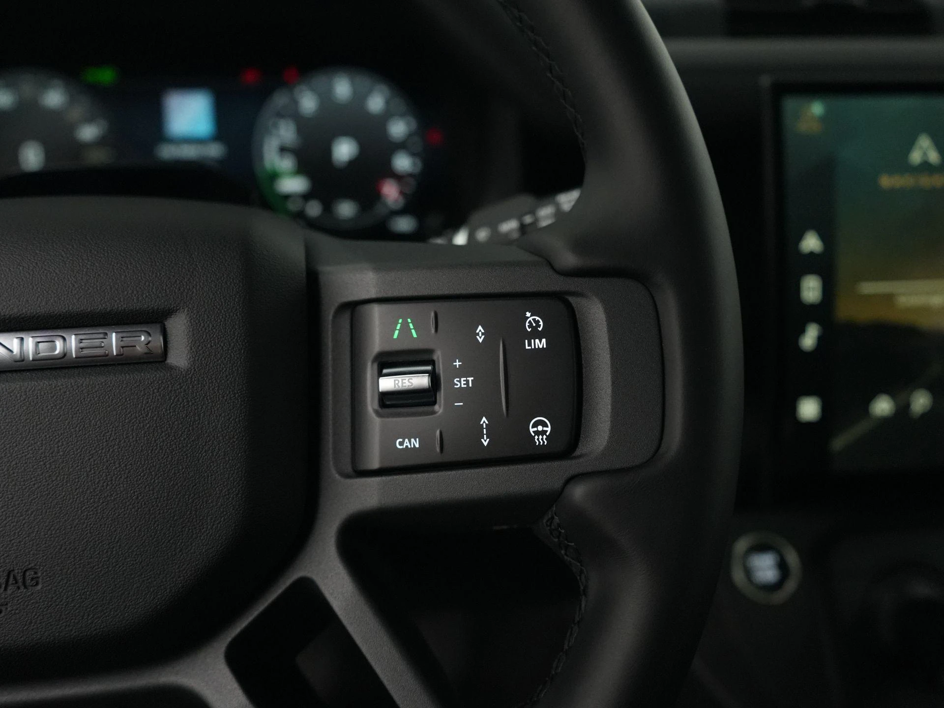 Land Rover-Defender-image-14